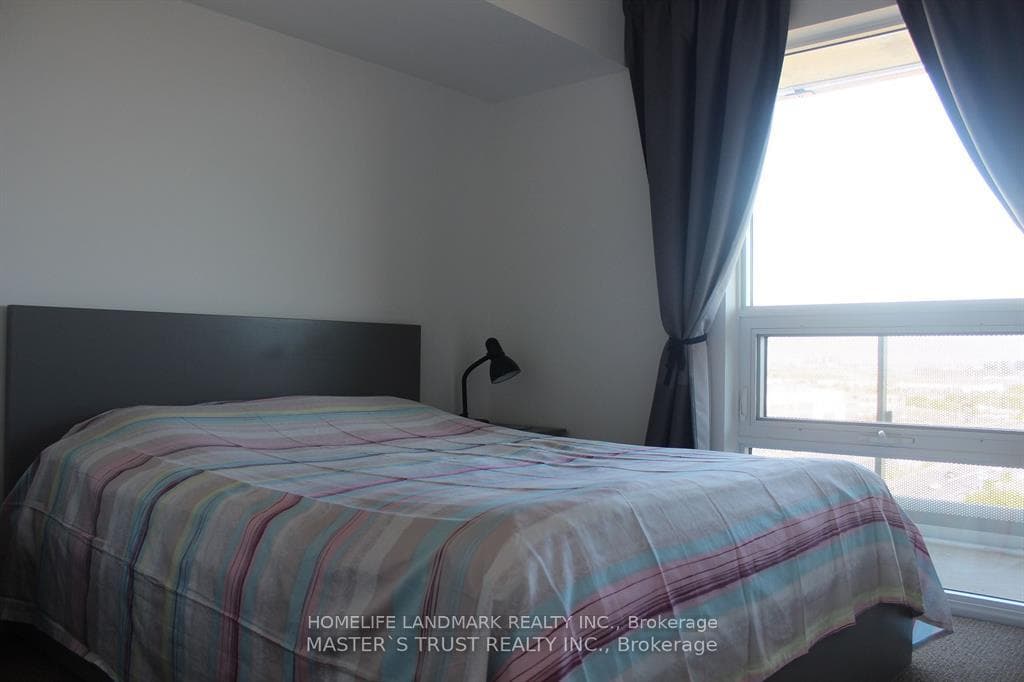 120 Varna Drive Unit 1410 photo 6