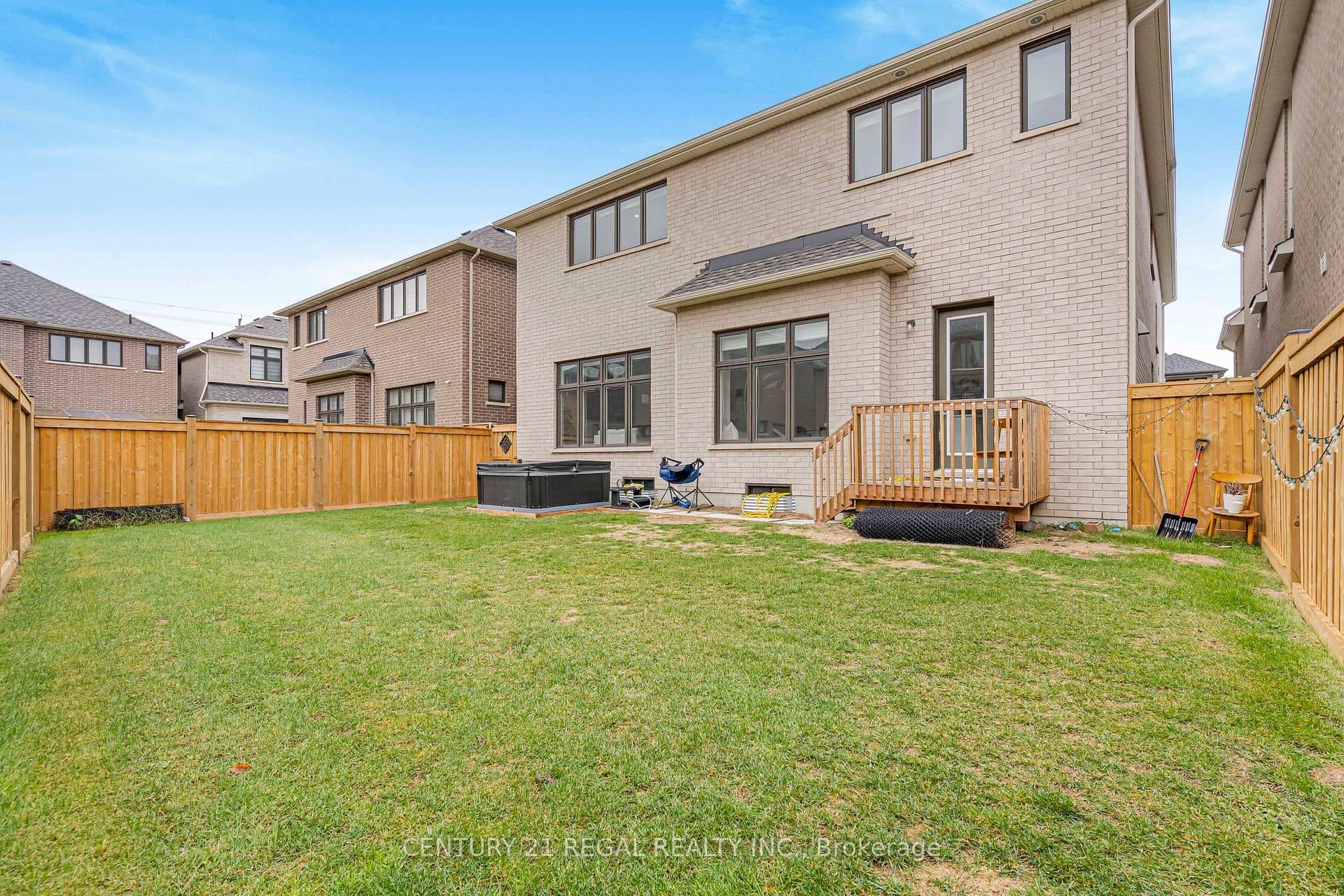 15 Ballanview Court photo 46