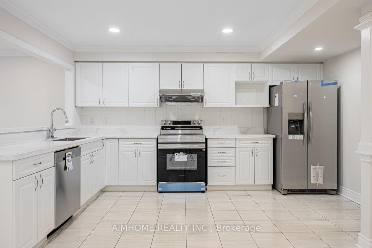 106 Leney Street photo 7