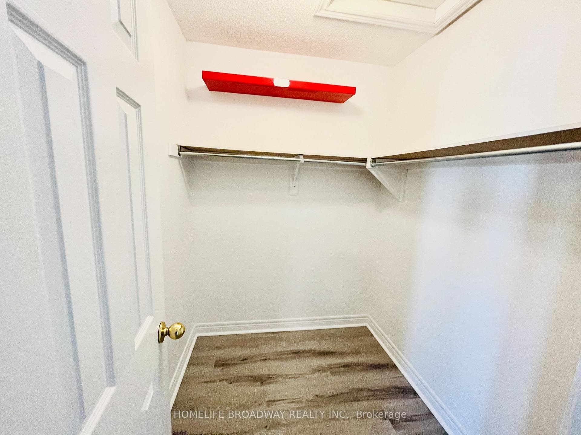 179 Leitchcroft Crescent photo 9