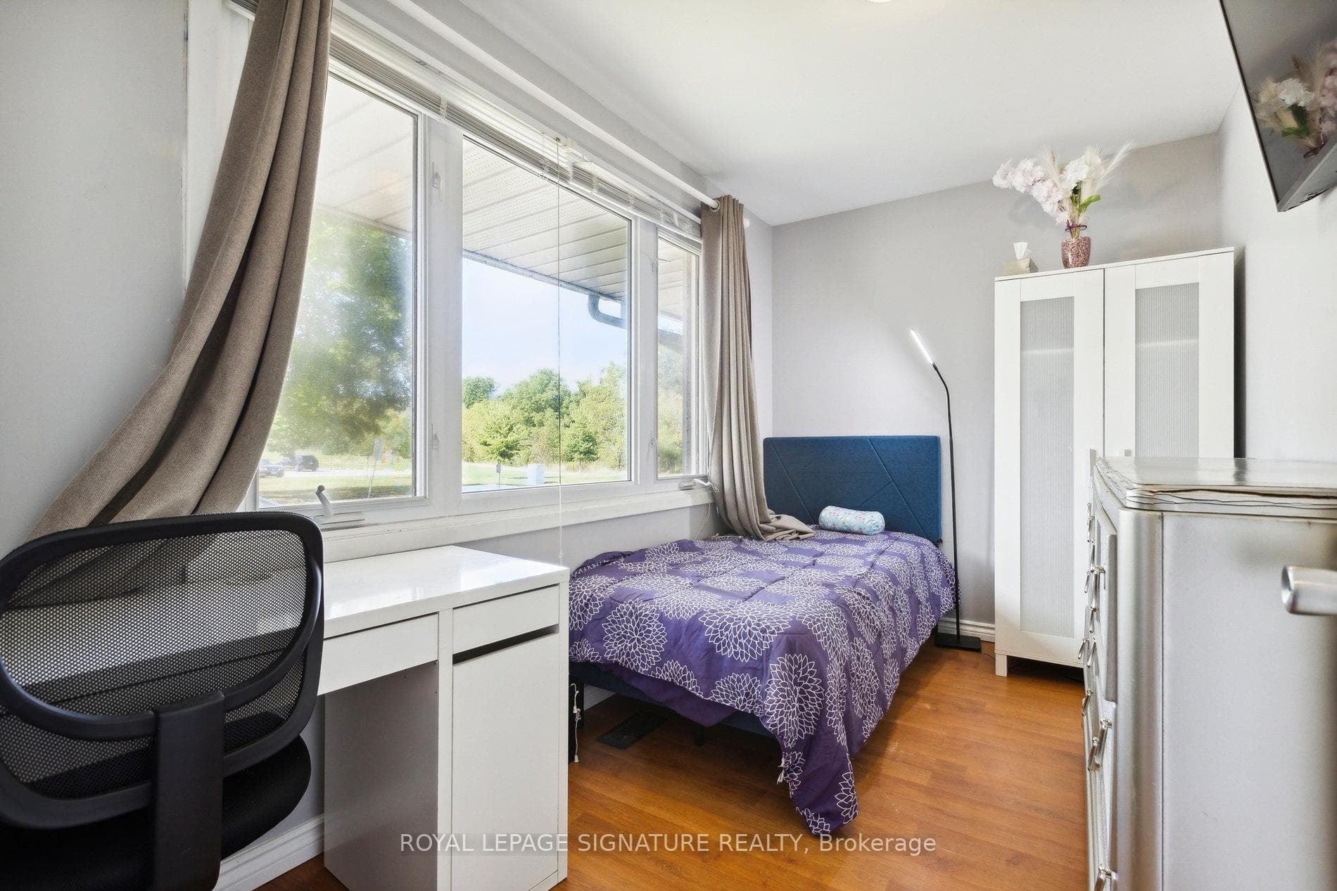 225B Cedarbrae Avenue photo 18