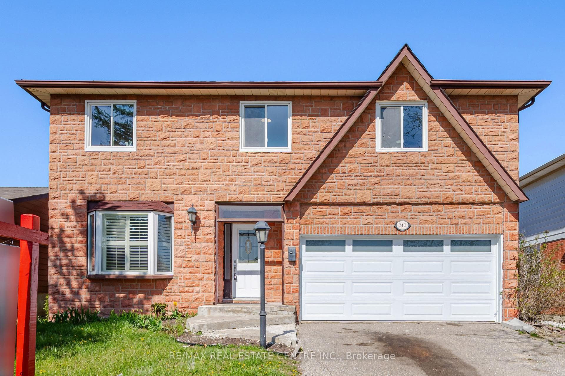 240 Rutherford Road photo 1