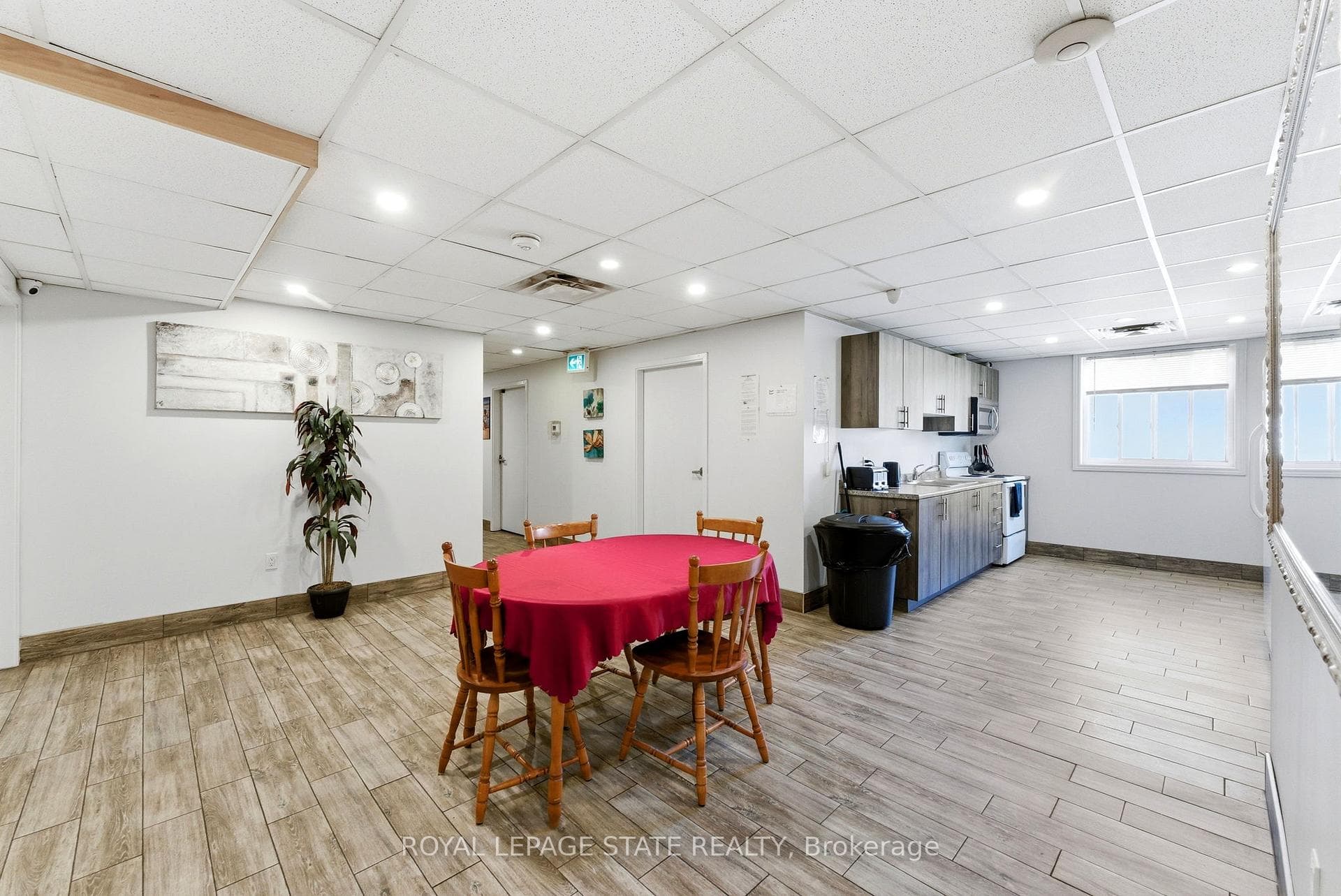1745 King Street photo 28