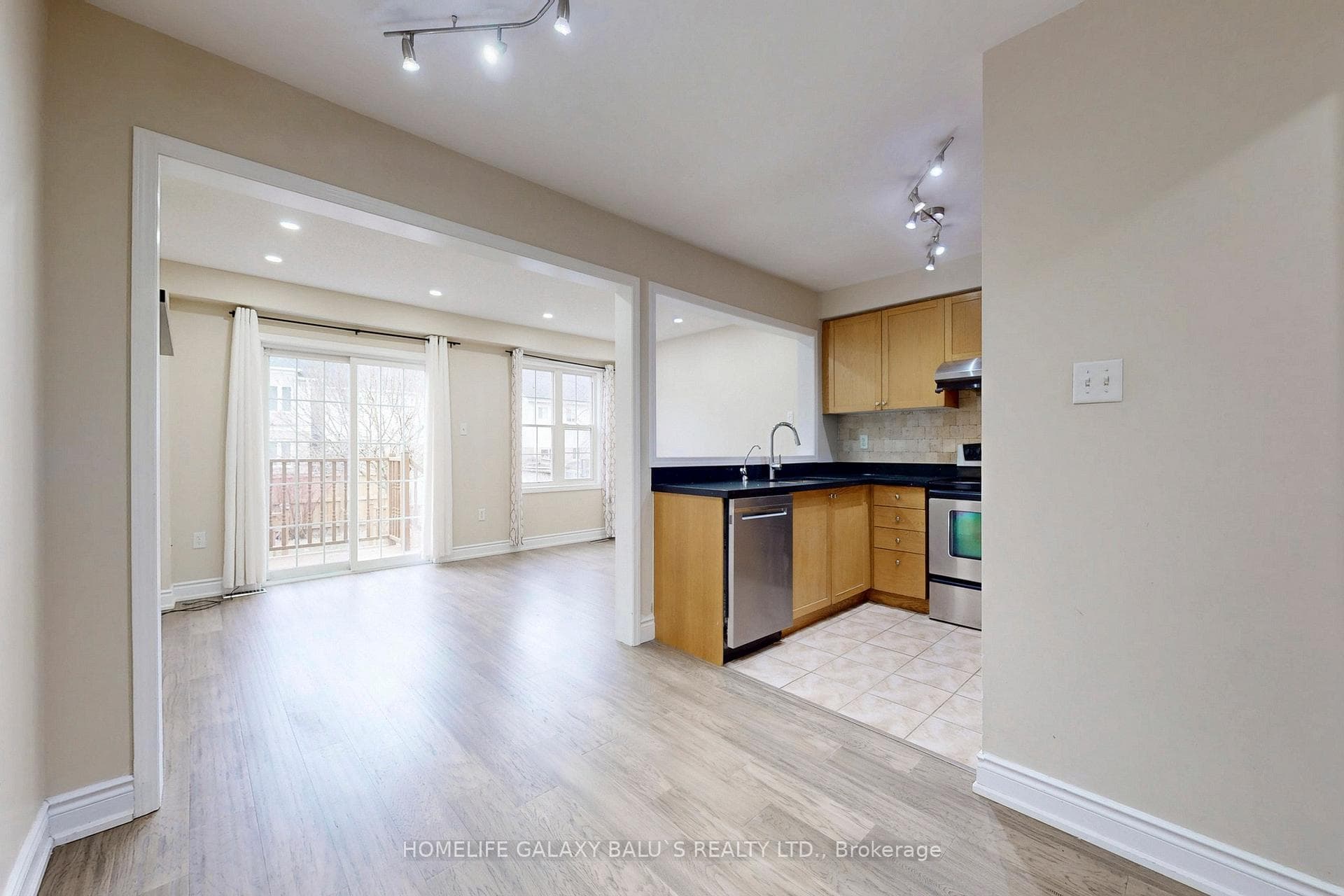 47 Fawcett Avenue photo 10