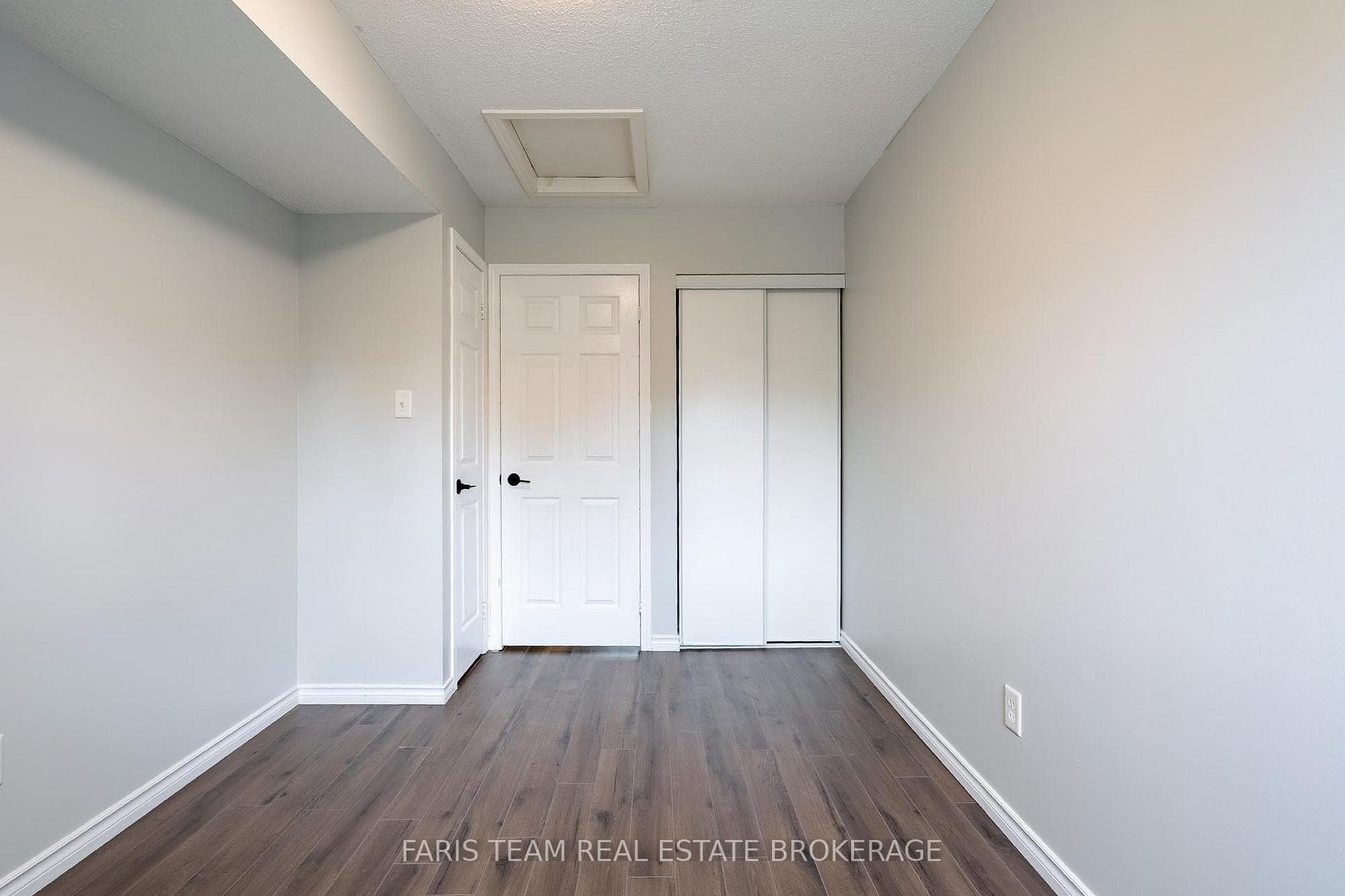 243 Ferndale Drive Unit 76 photo 19