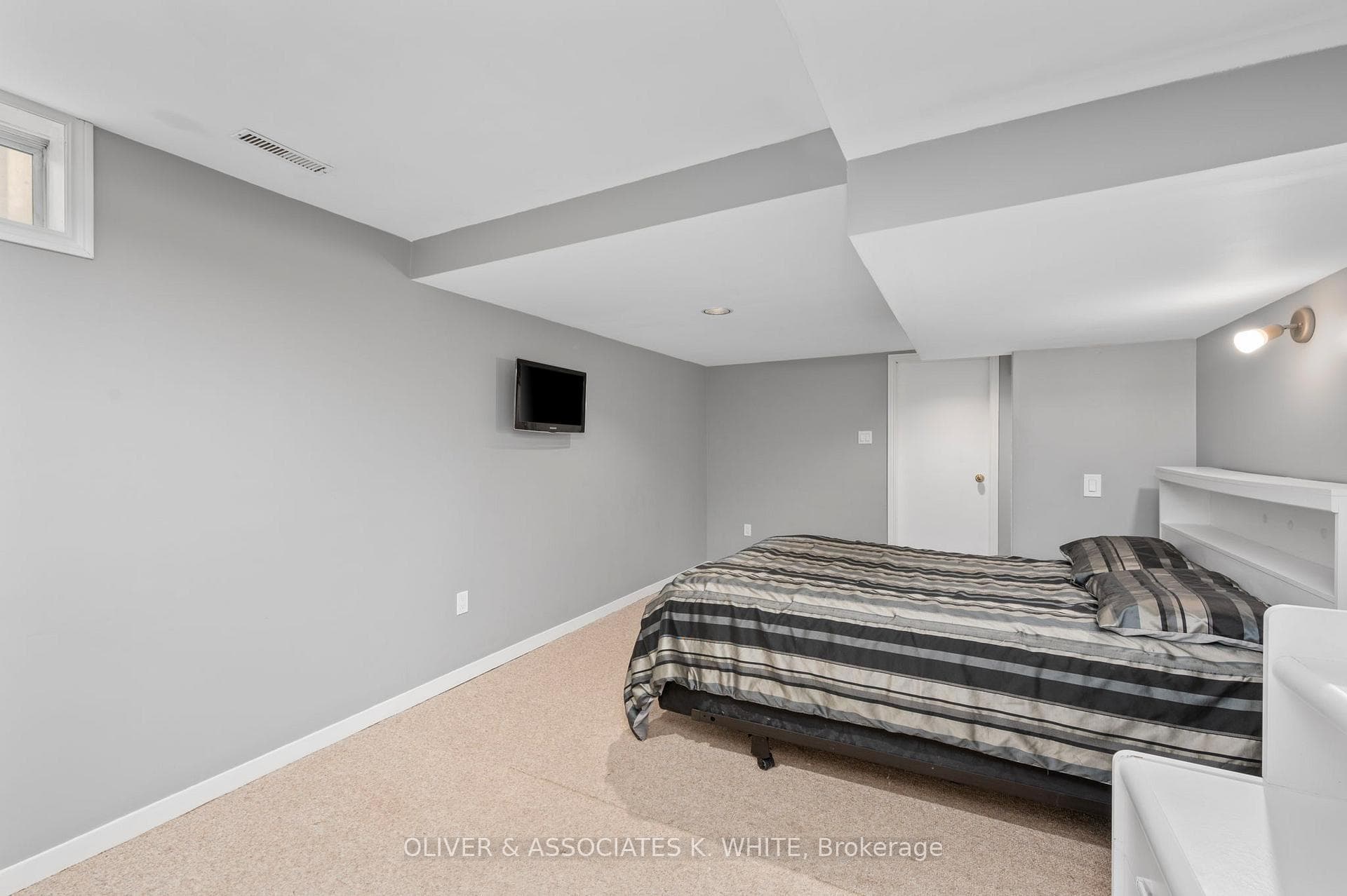 6 Redwood Lane photo 25