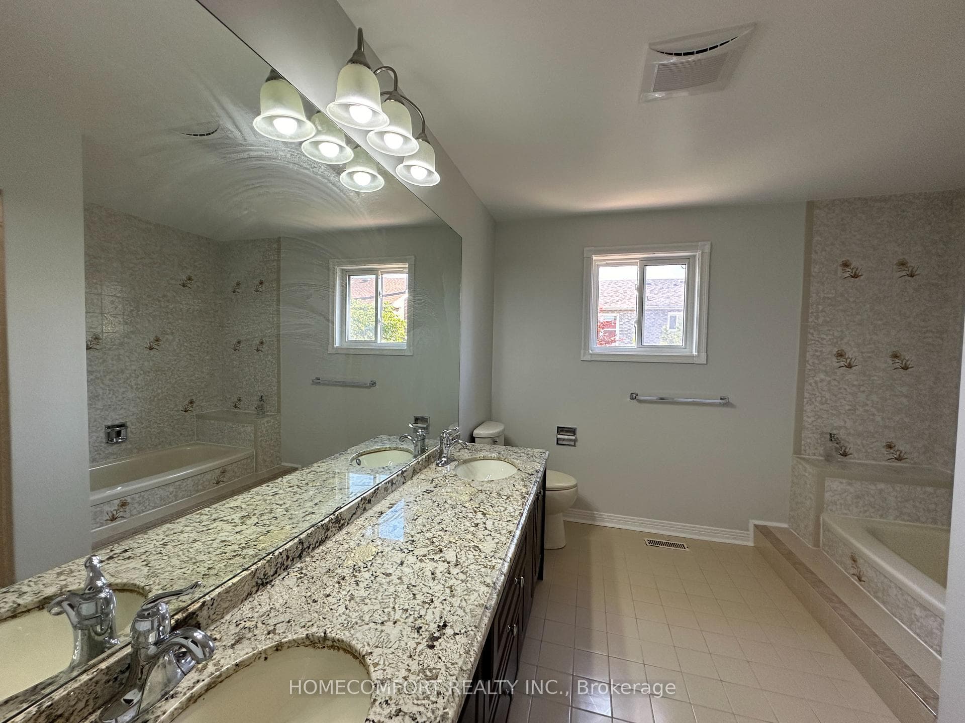 200 Glenmanor Way photo 19