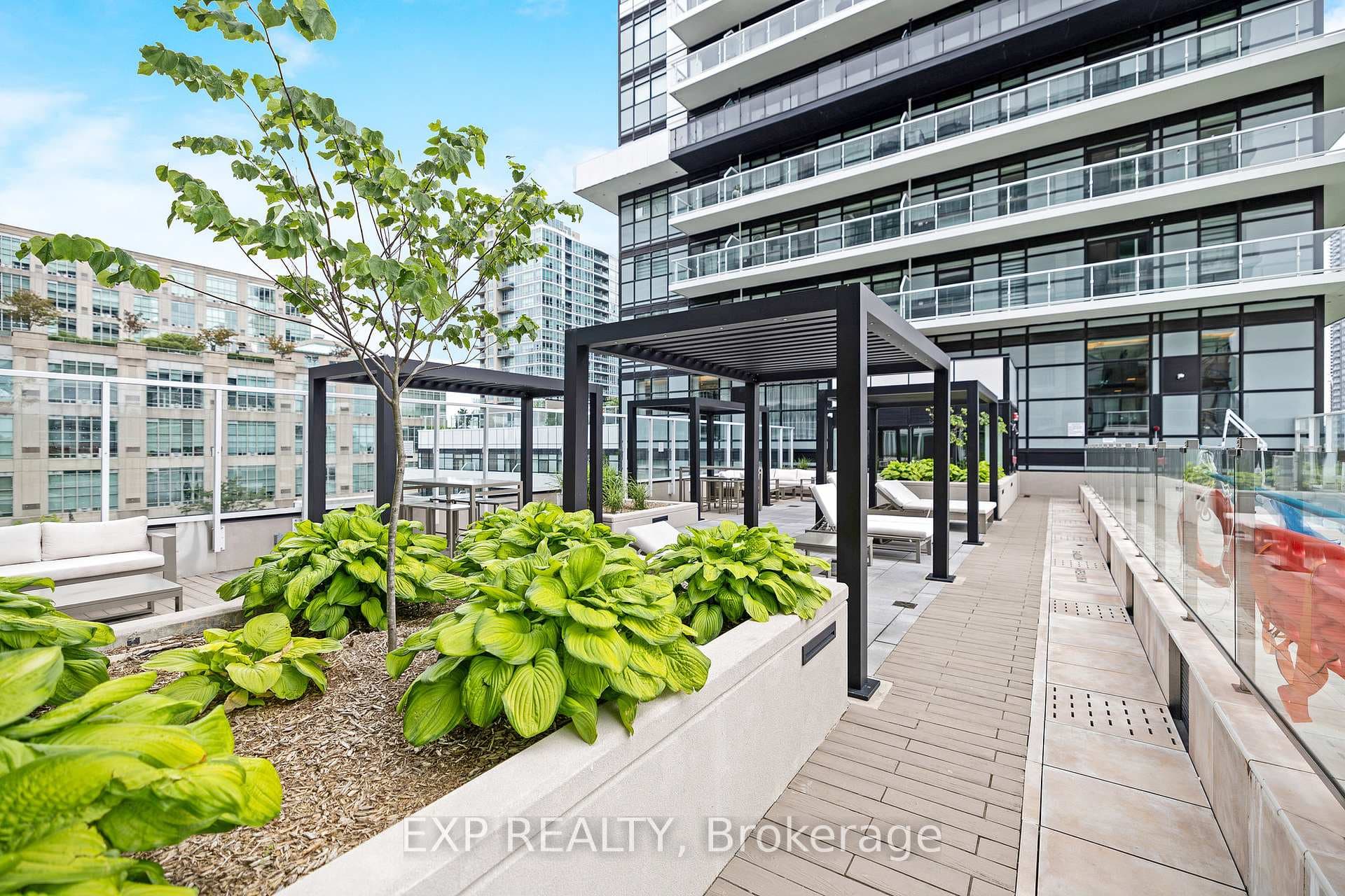 251 Manitoba Street Unit 1013 photo 25