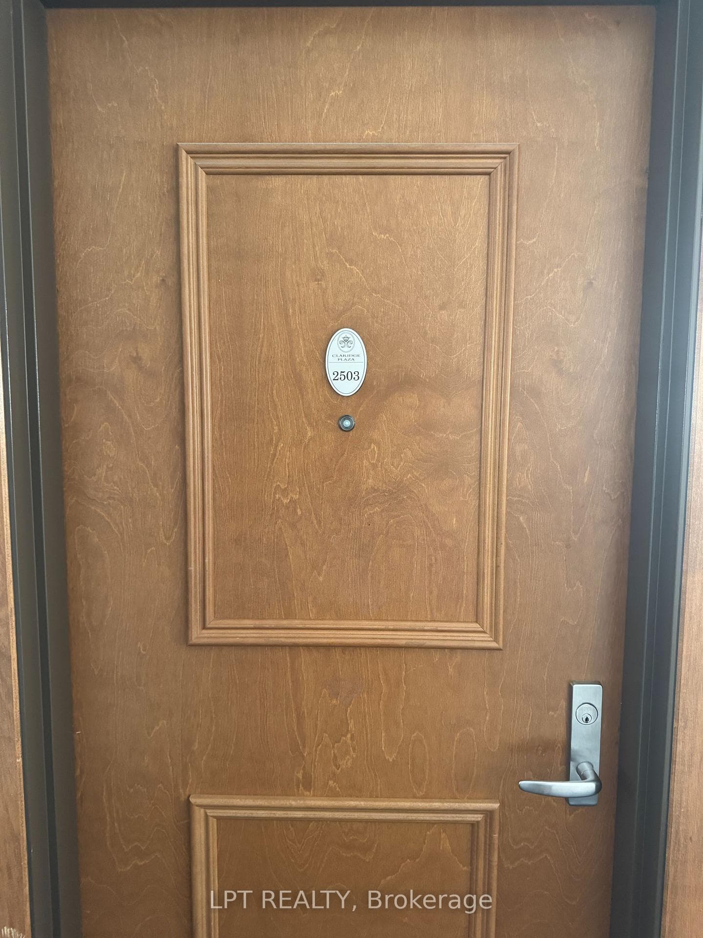 242 Rideau Street Unit 2503 photo 8
