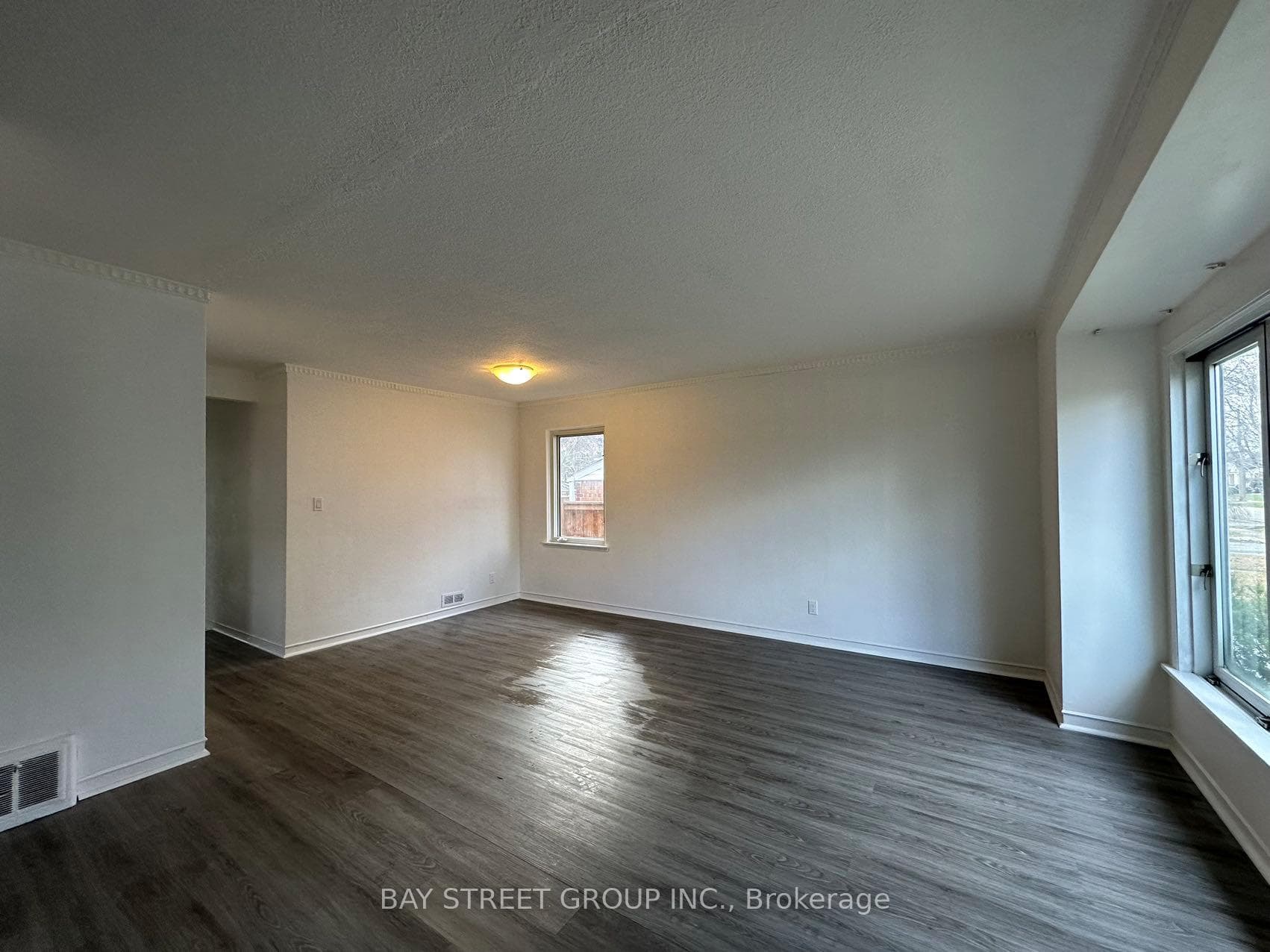 43 Castlebar Road photo 3