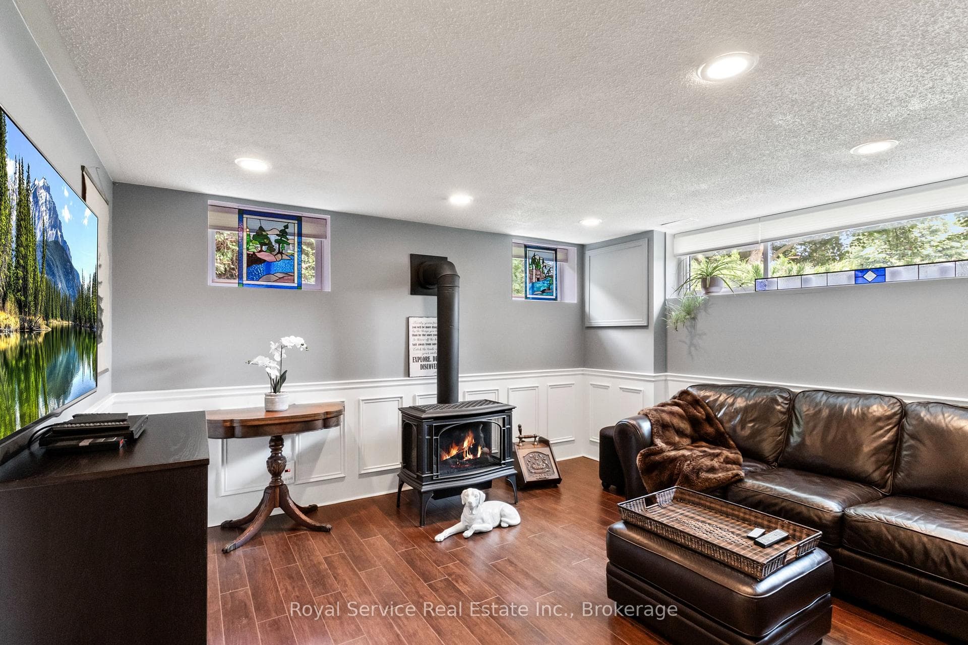 460 Harwood Drive photo 27