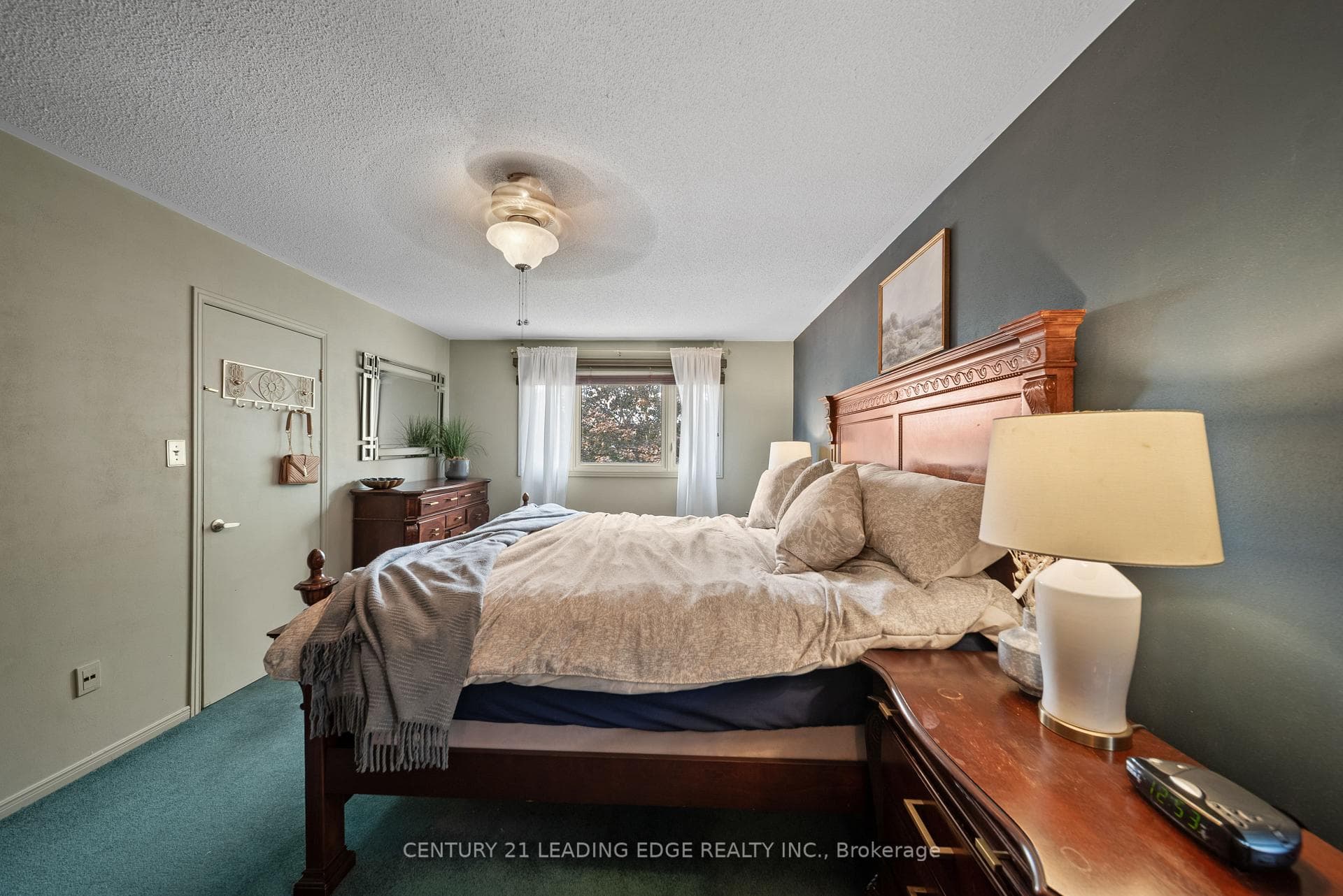 135 Aspen Crescent photo 25