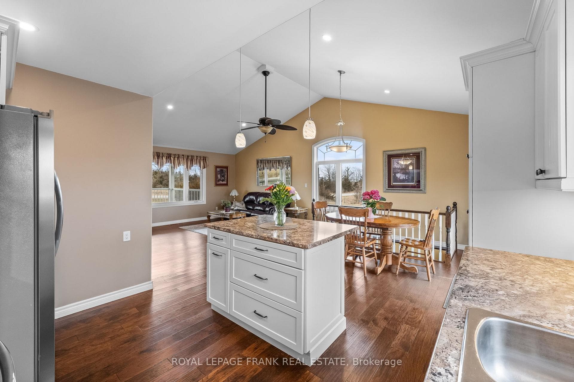 290 Ixl Road photo 18