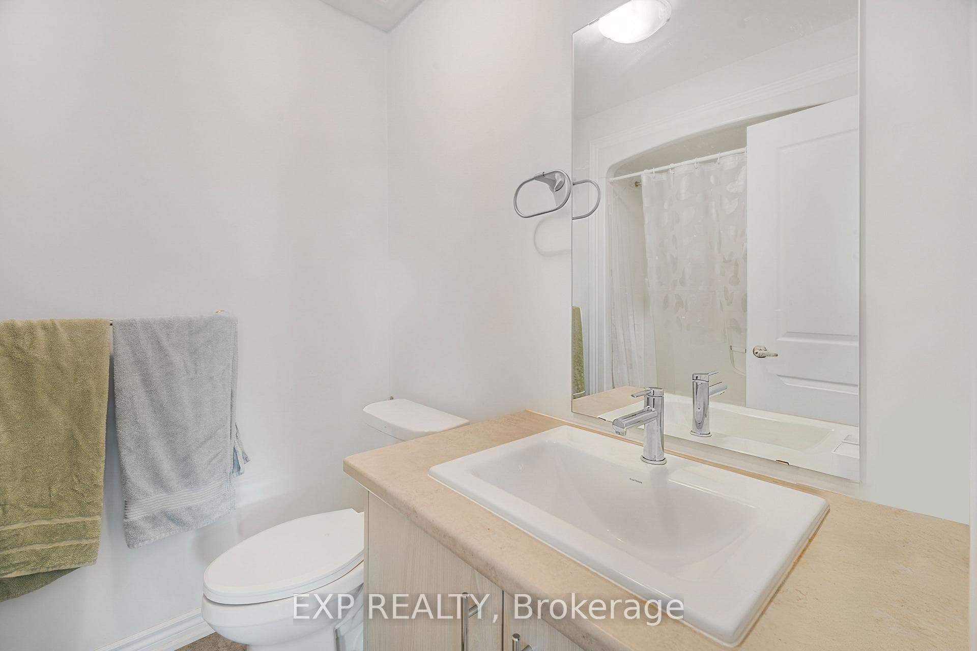 5672 Dorchester Road Unit 28 photo 17