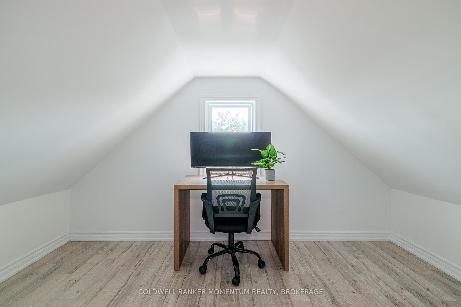 Third floor bonus space, currently used as office