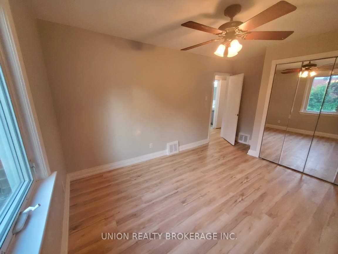 40 Winston Avenue Unit Main photo 5