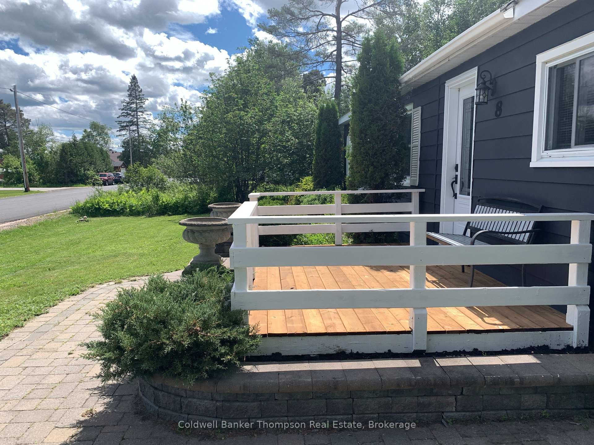 South Facing Front Deck