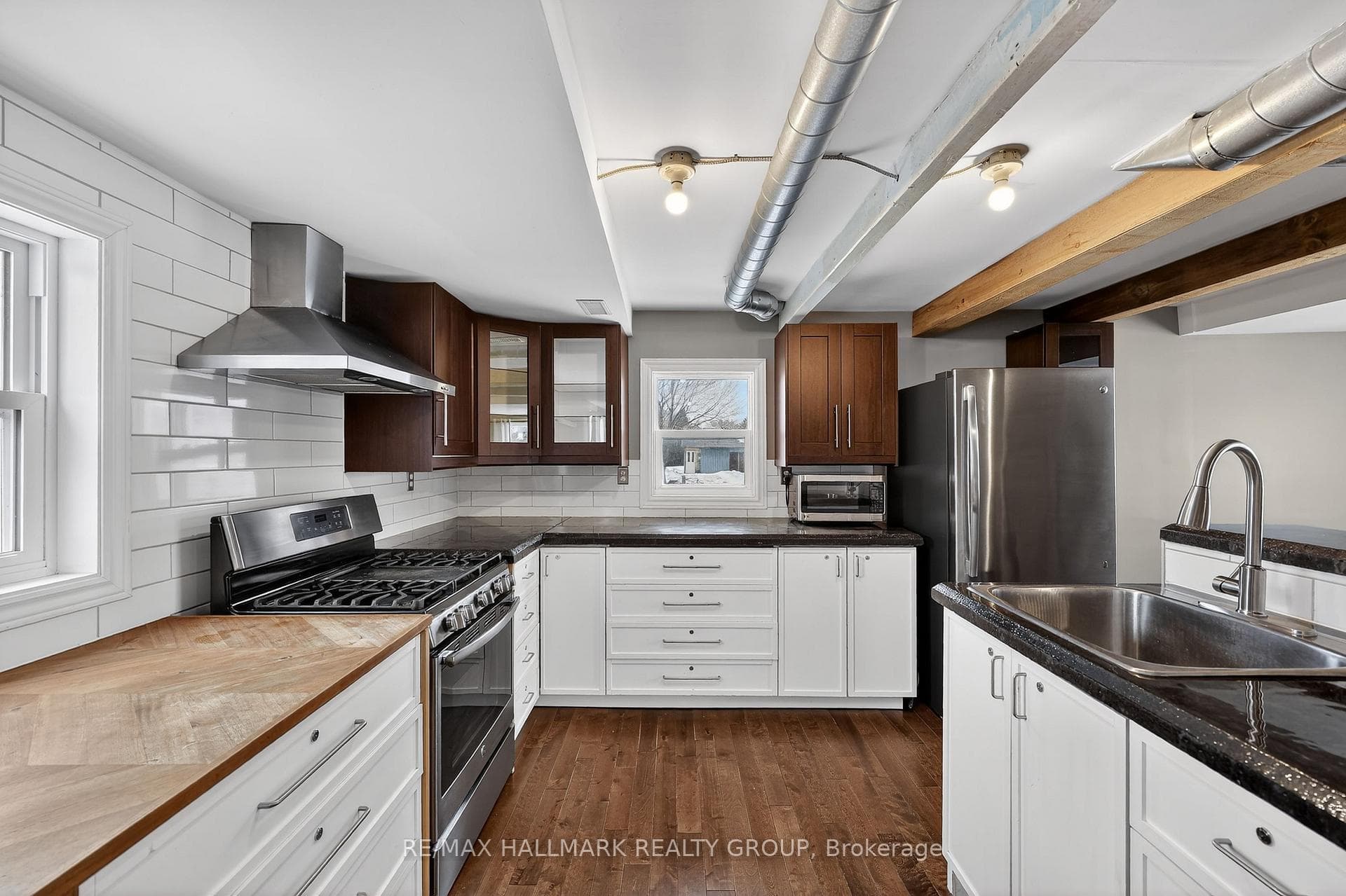633 Russell Road photo 18