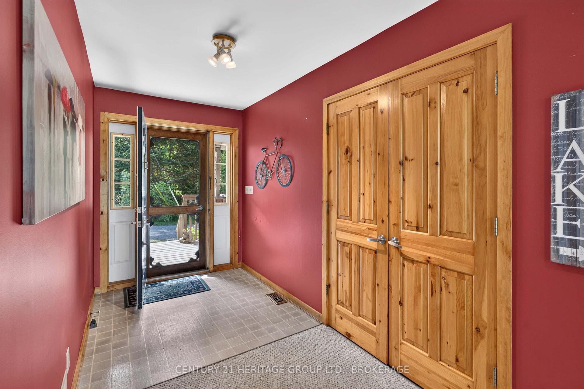 338 Neville Point Road photo 6