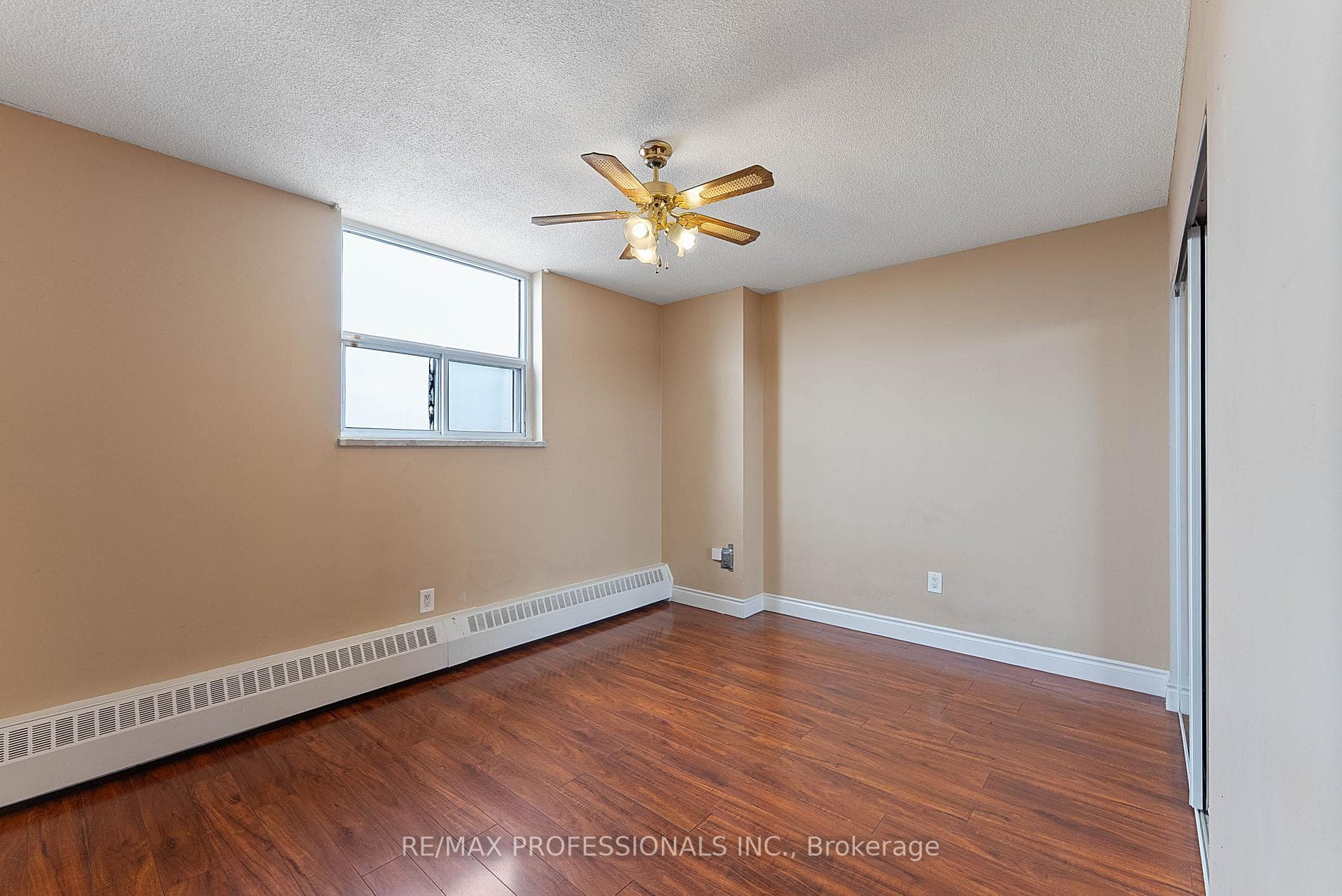 390 Dixon Road Unit 1405 photo 23