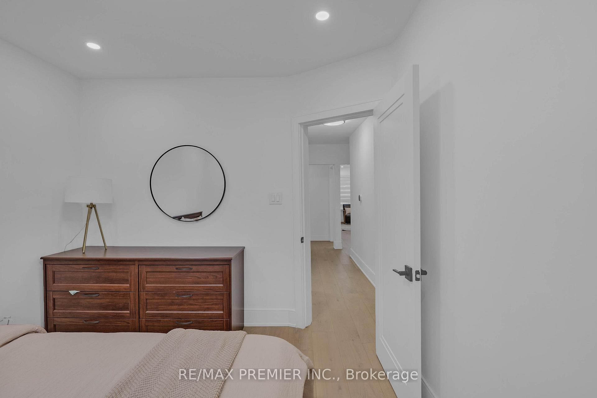 402 St Augustine Drive photo 17
