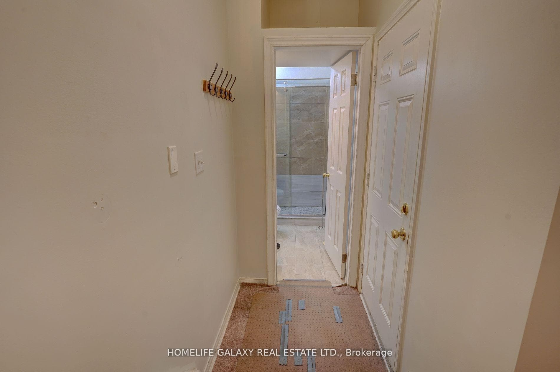 2798 Eglinton Avenue Unit 6 photo 9