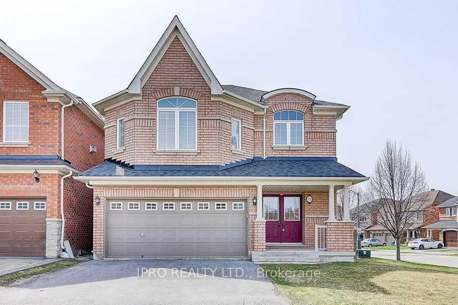 92 Conover Avenue photo 1