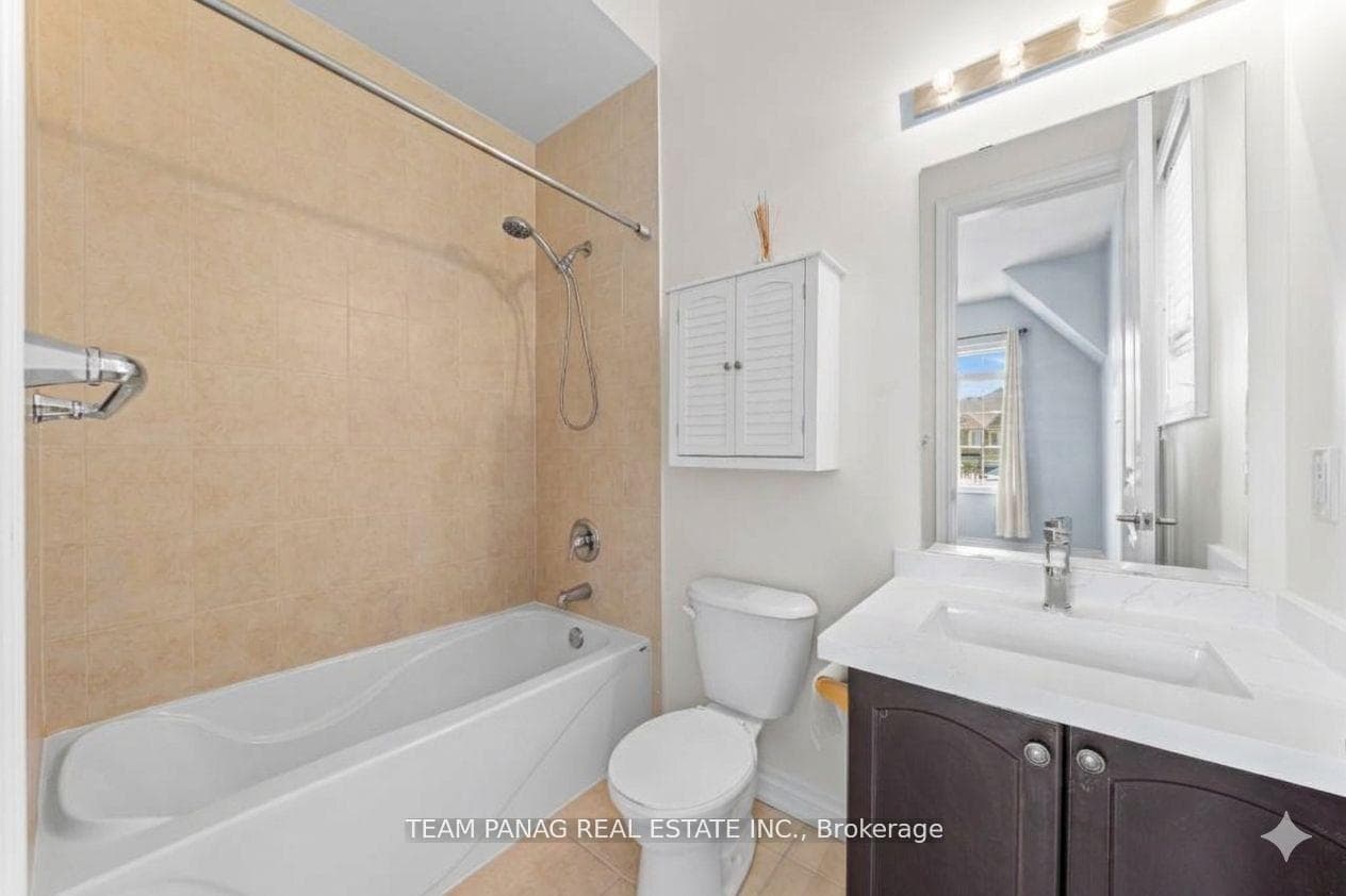 34 Cannington Crescent photo 35