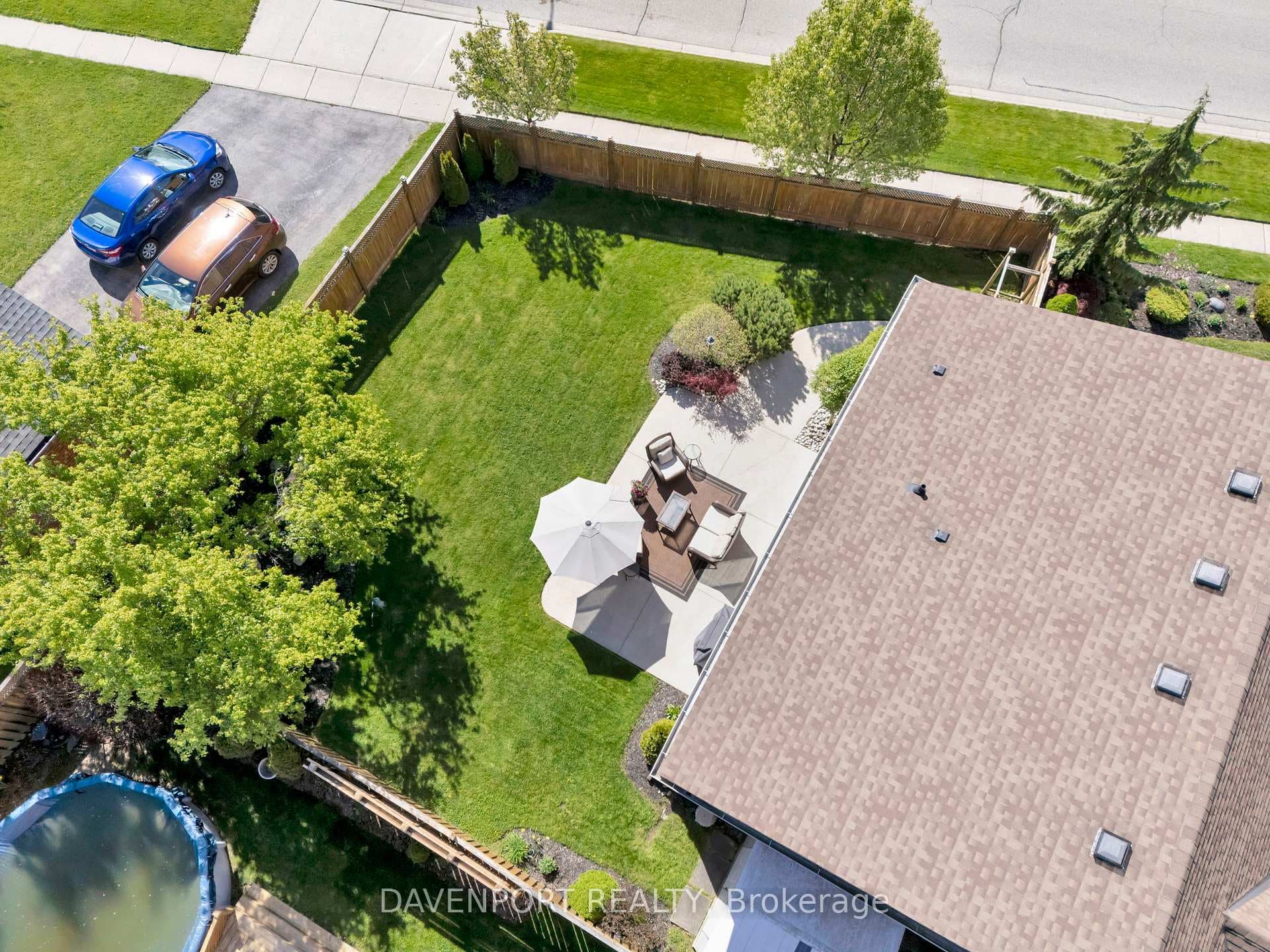 4 Canning Crescent photo 3