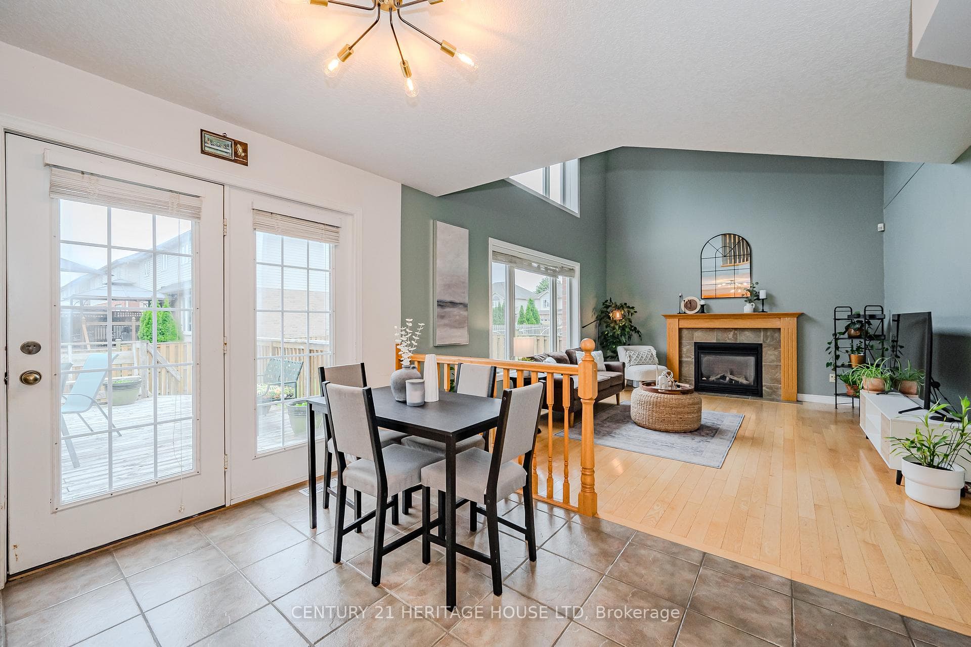 233 Summerfield Drive photo 8