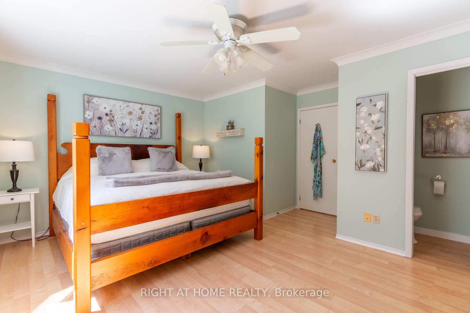 spacious room