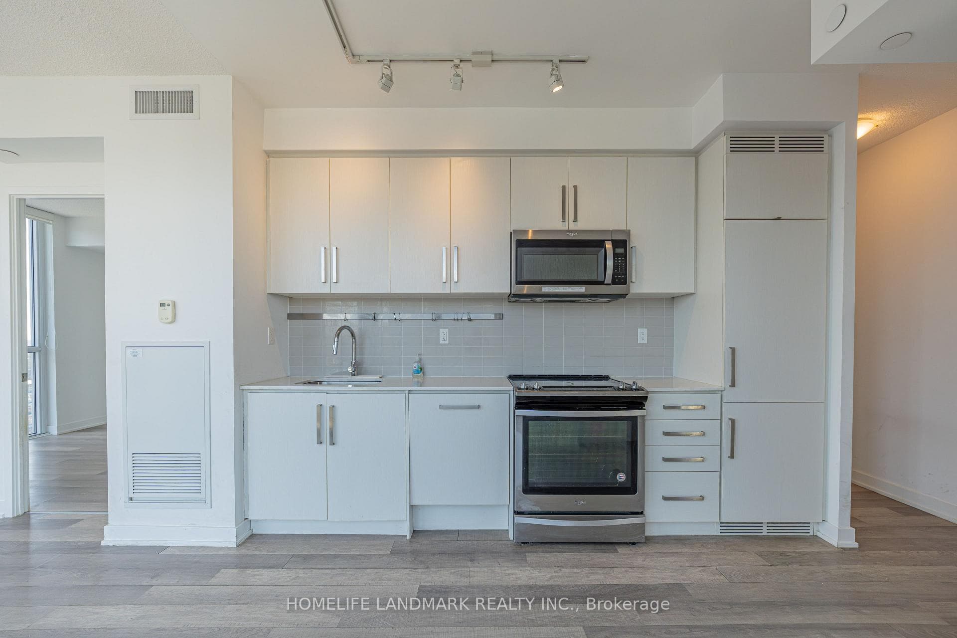 5180 Yonge Street Unit 1207 photo 14
