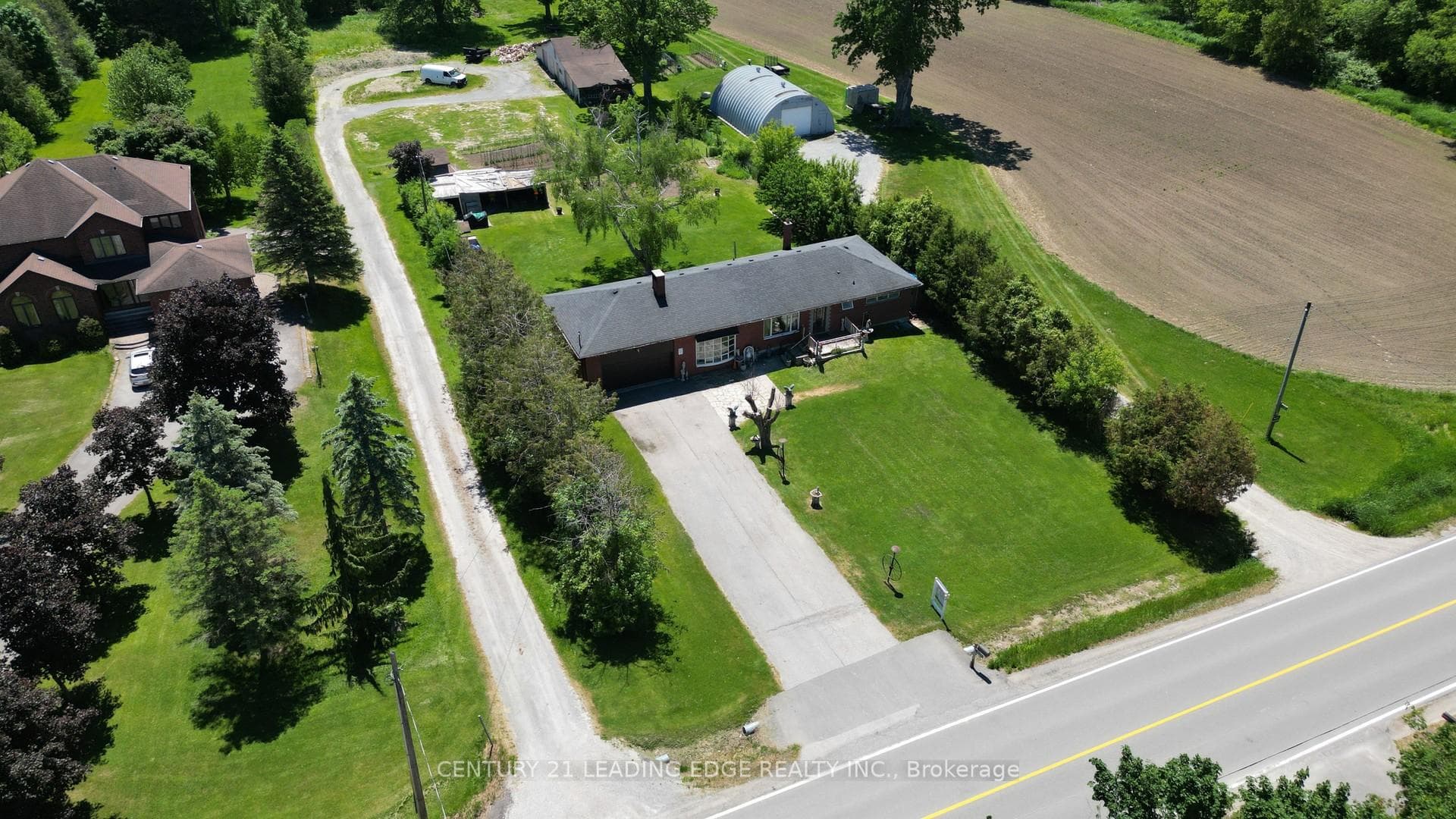 4239 19th Avenue photo 3