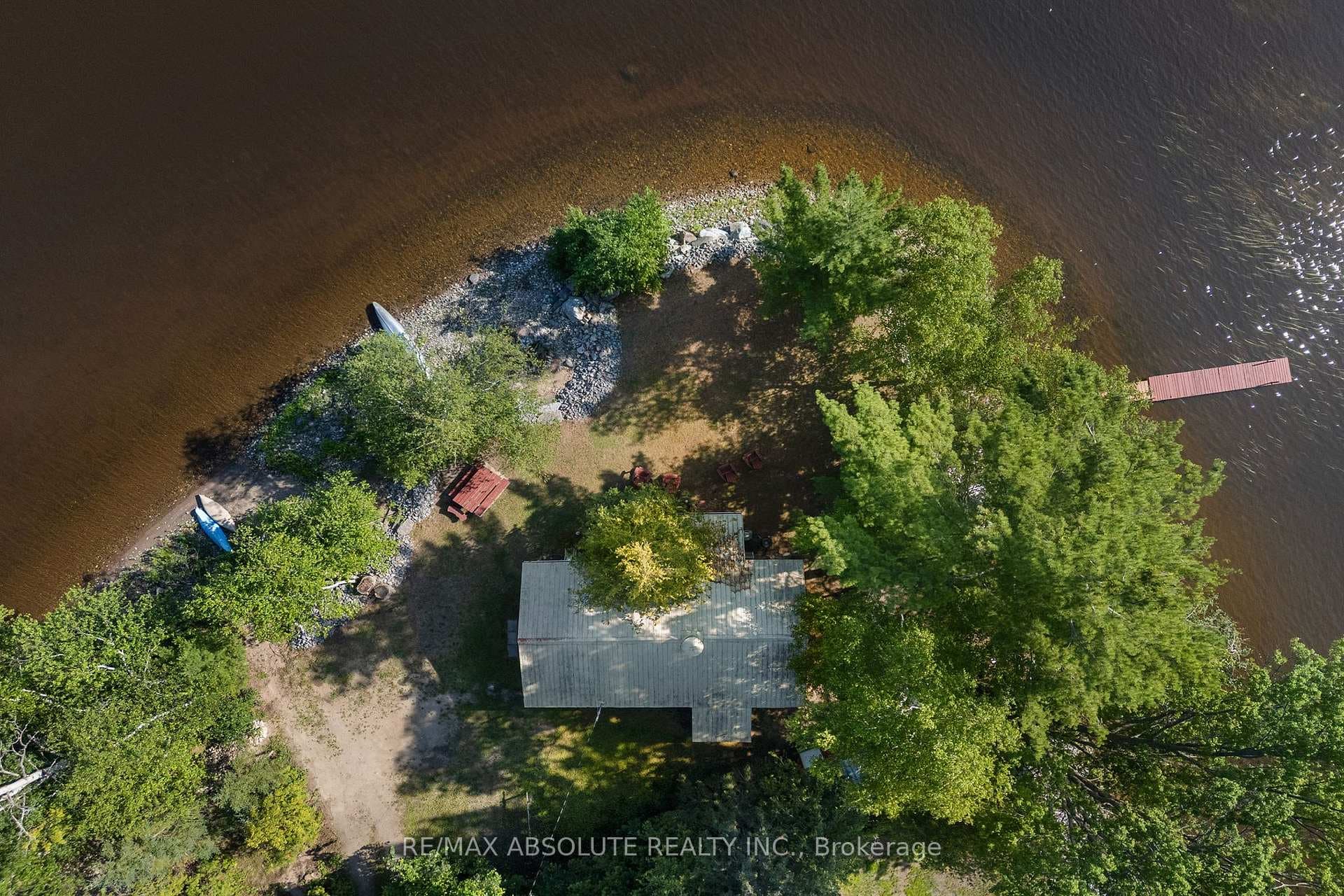 77A Christopher Lane photo 31