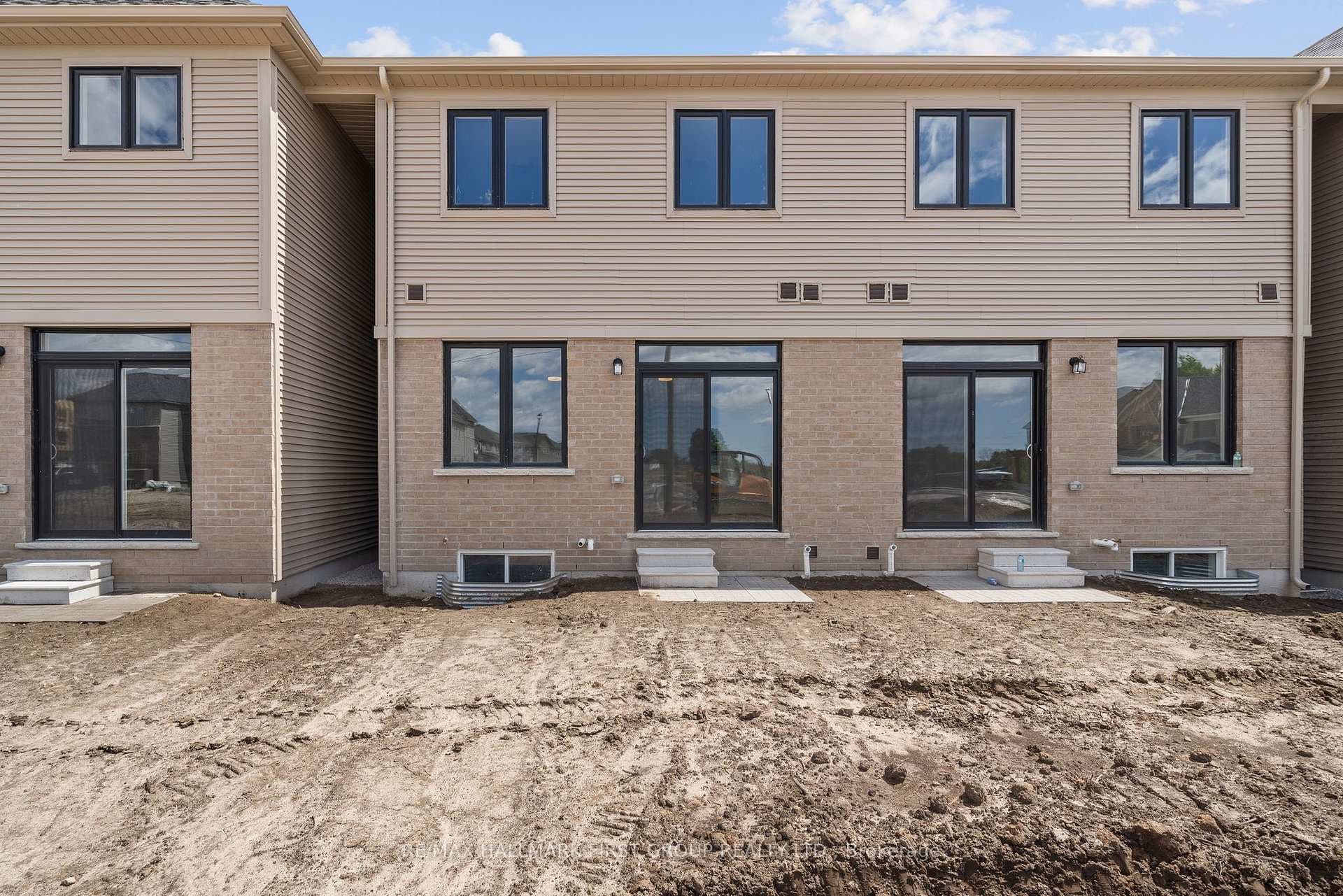 525 Worden Street photo 38