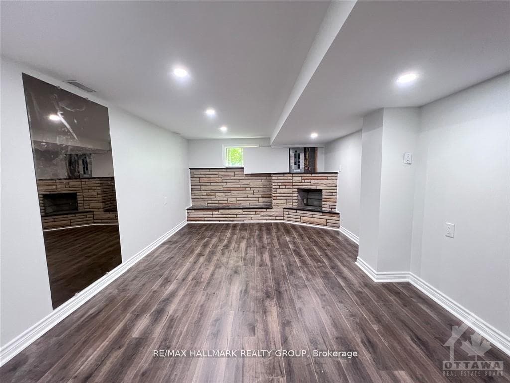 38 Capilano Drive photo 15
