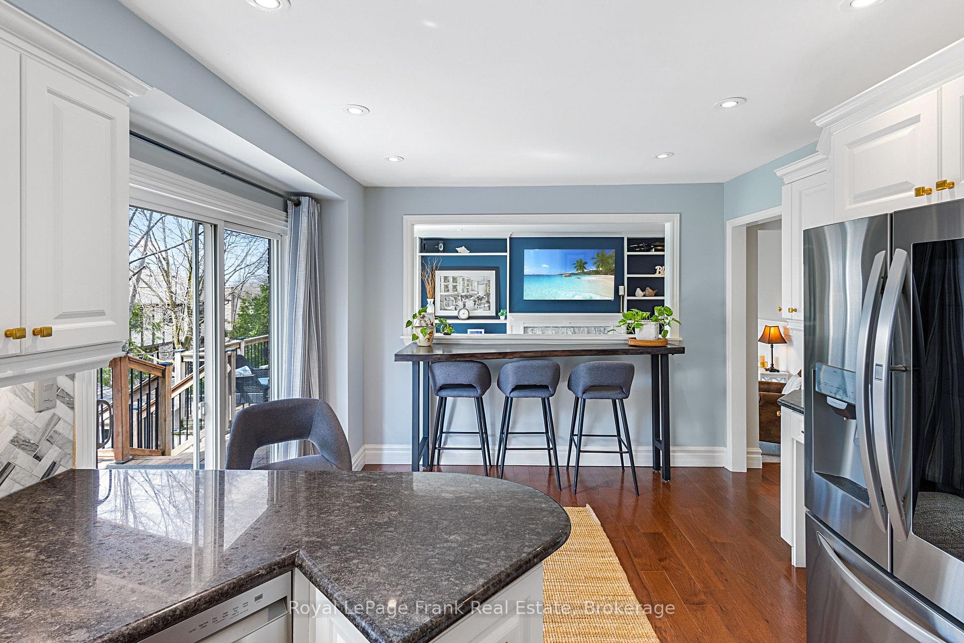 68 Burling Place photo 6