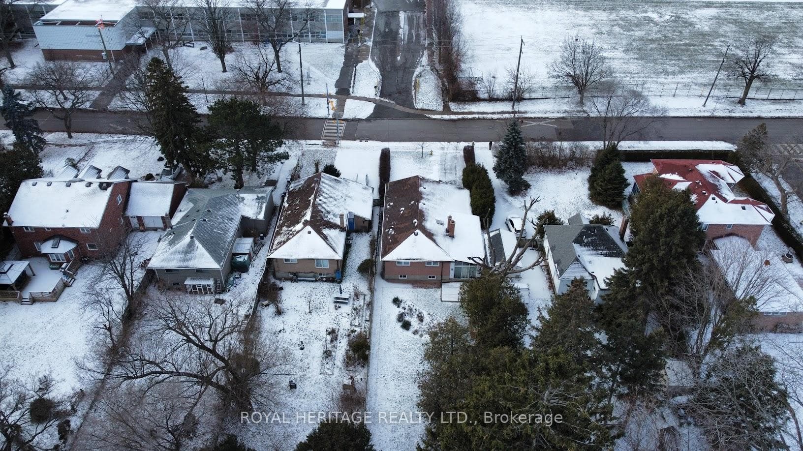 65 Bennett Road photo 37