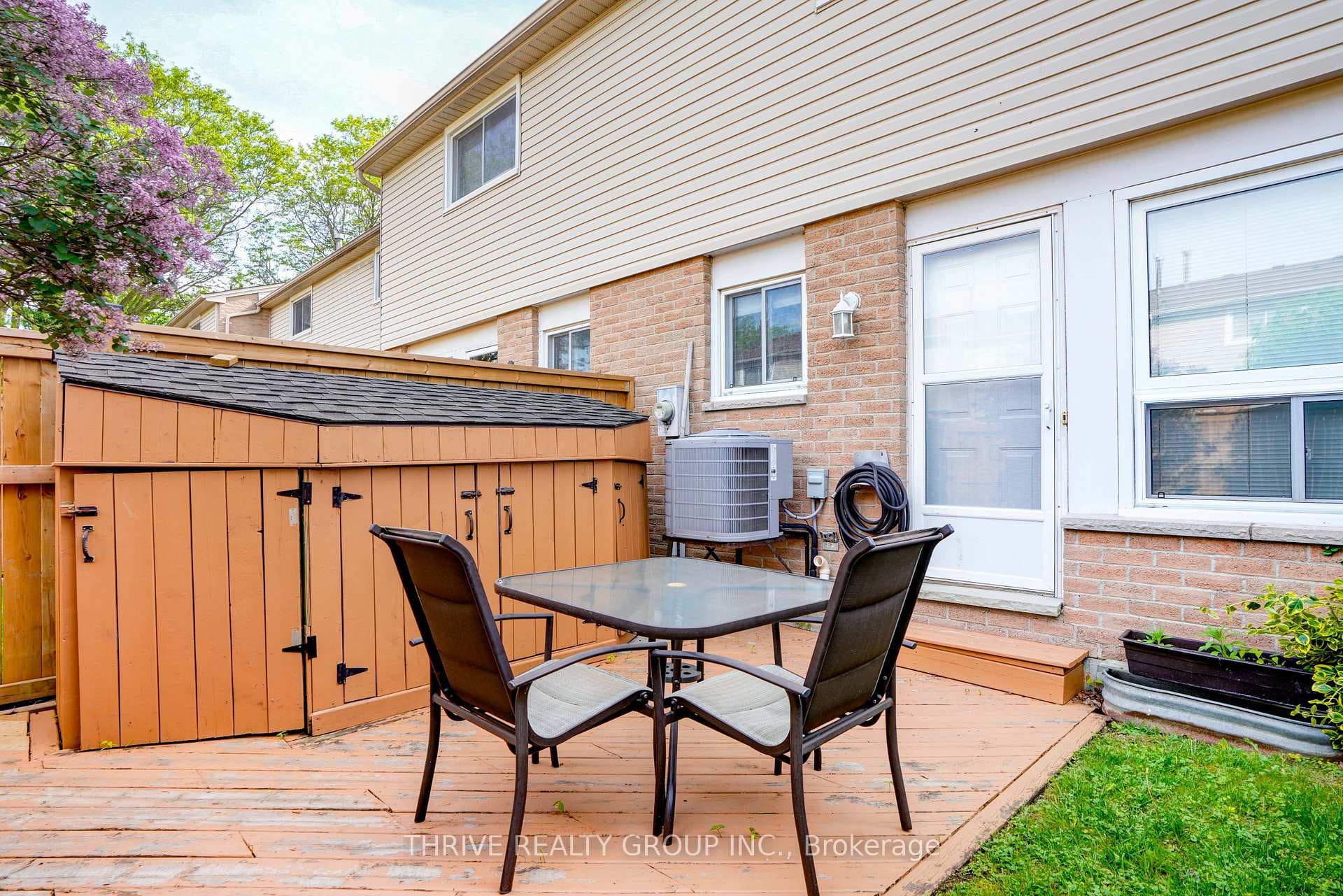 210 Carlyle Drive Unit 12 photo 32