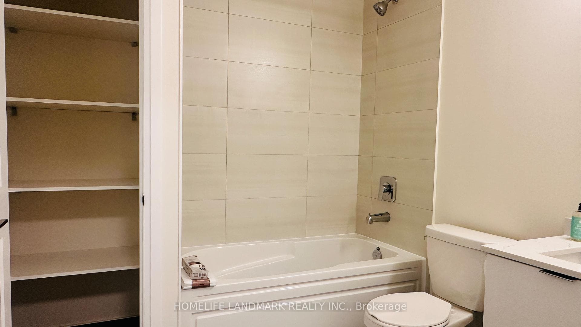 15 Watergarden Drive Unit 213 photo 5