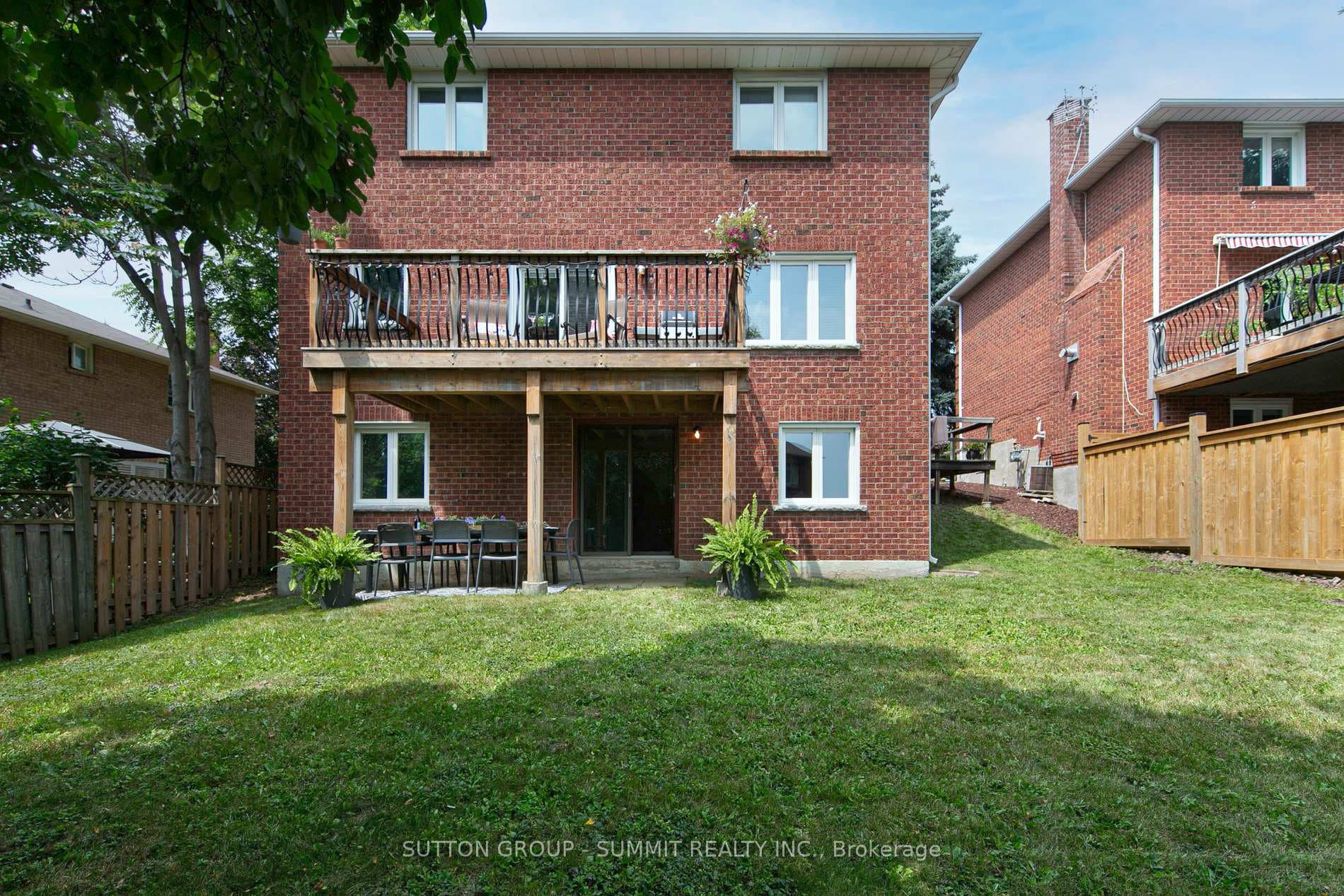 2722 Kingsway Drive photo 38
