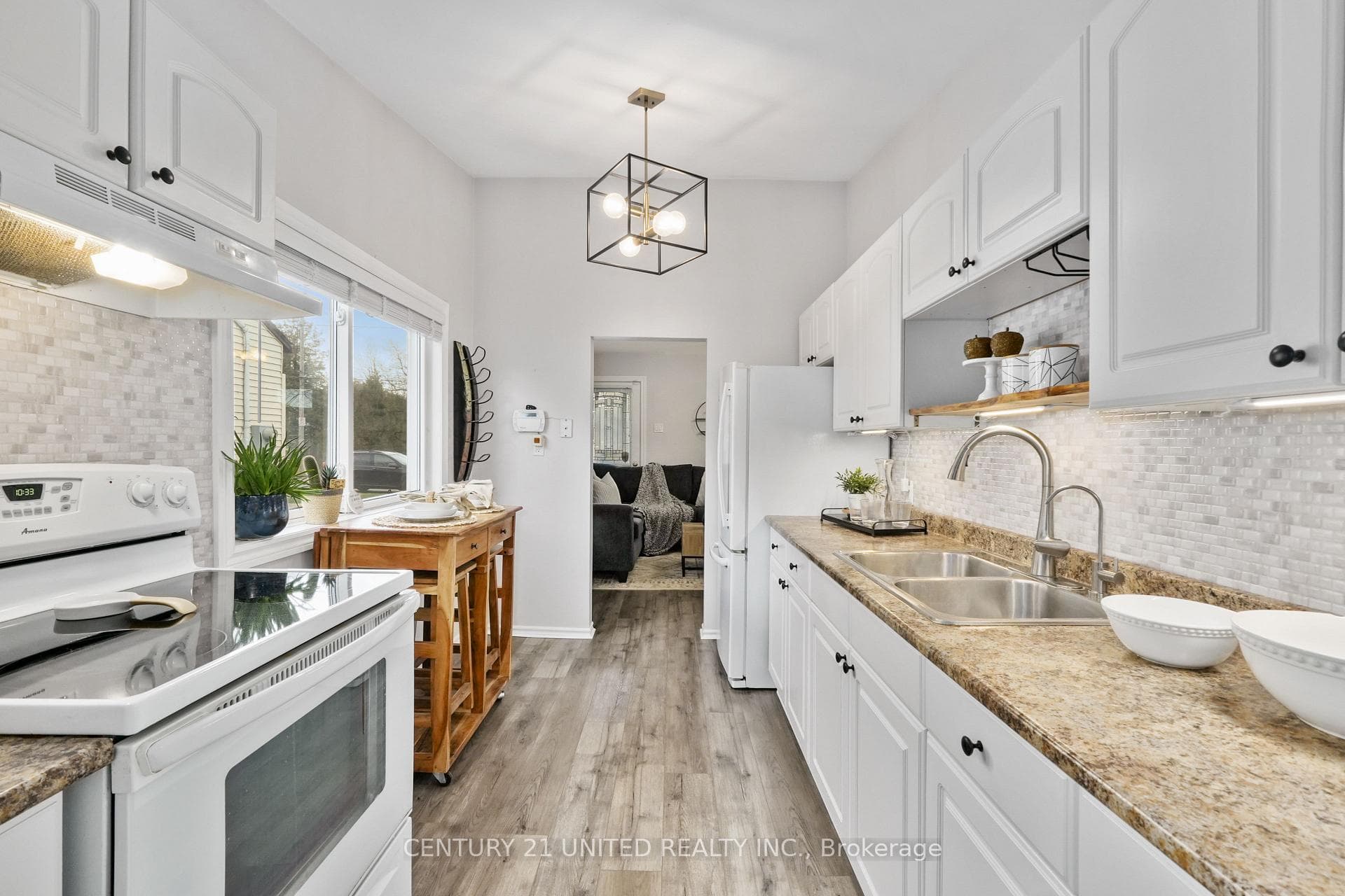 136 Elgin Street photo 9