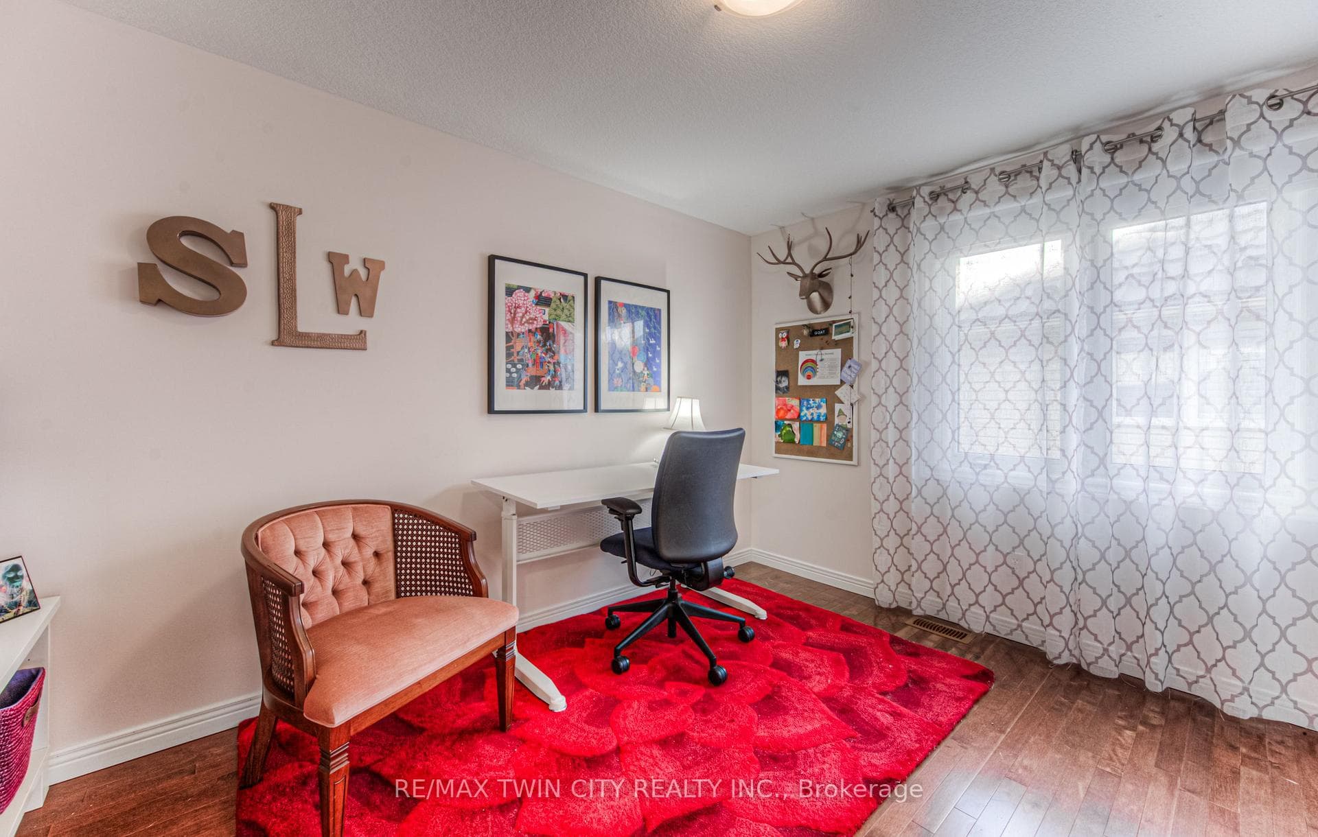 375 TOWNSEND Drive photo 17