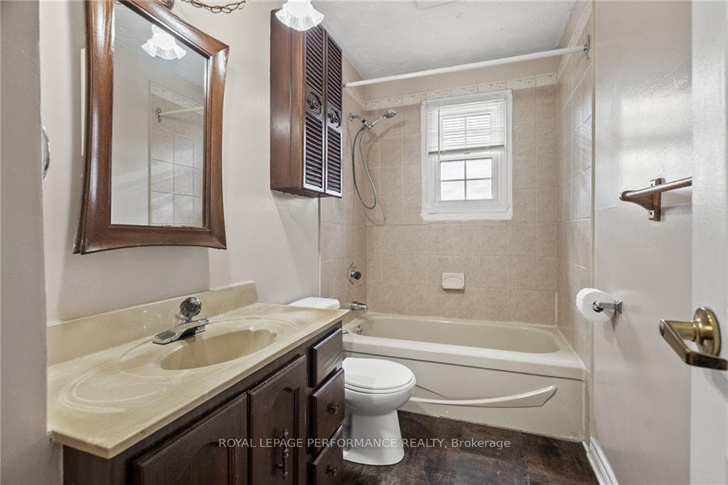 1236-38 CHURCHILL Street photo 24