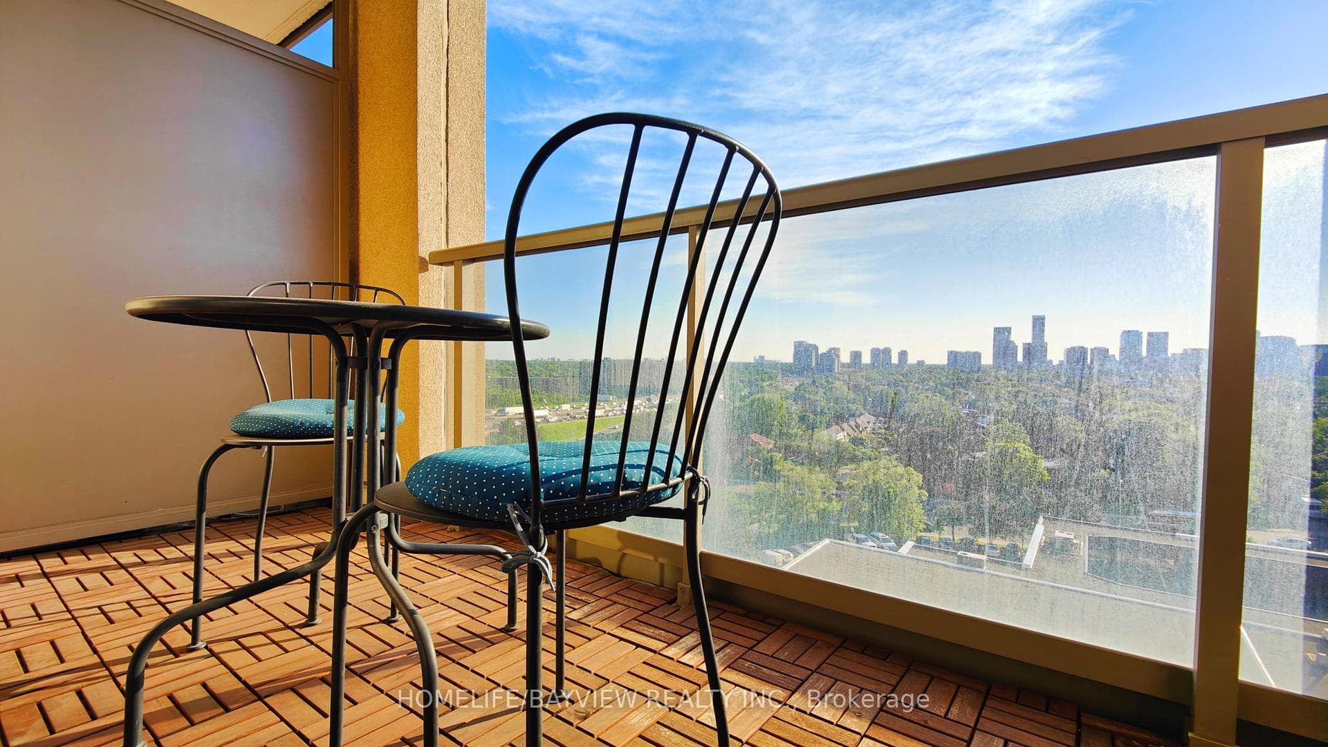 18 Kenaston Gardens Unit 1010 photo 16