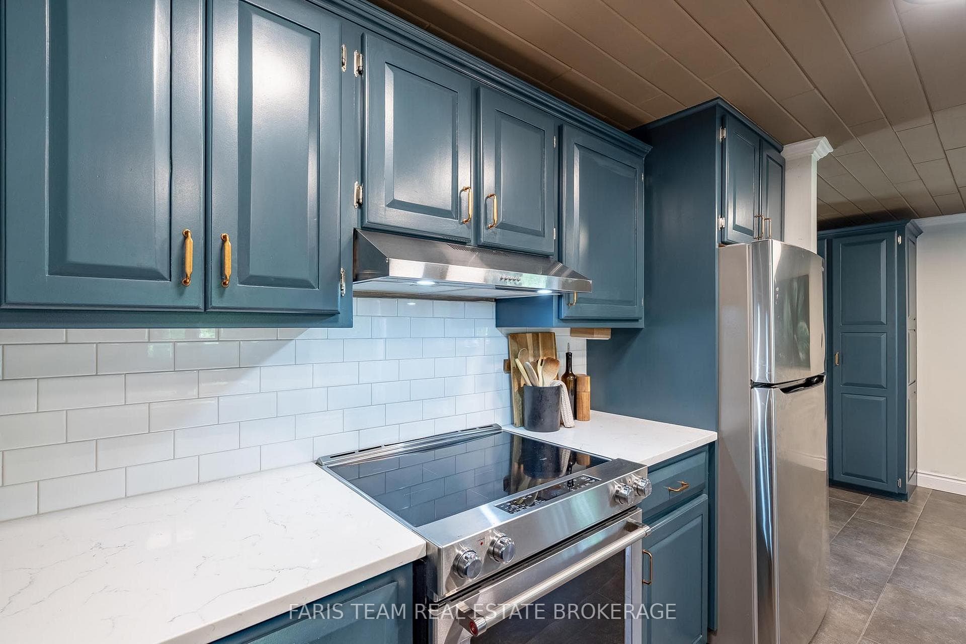 49 Huronwoods Drive photo 7