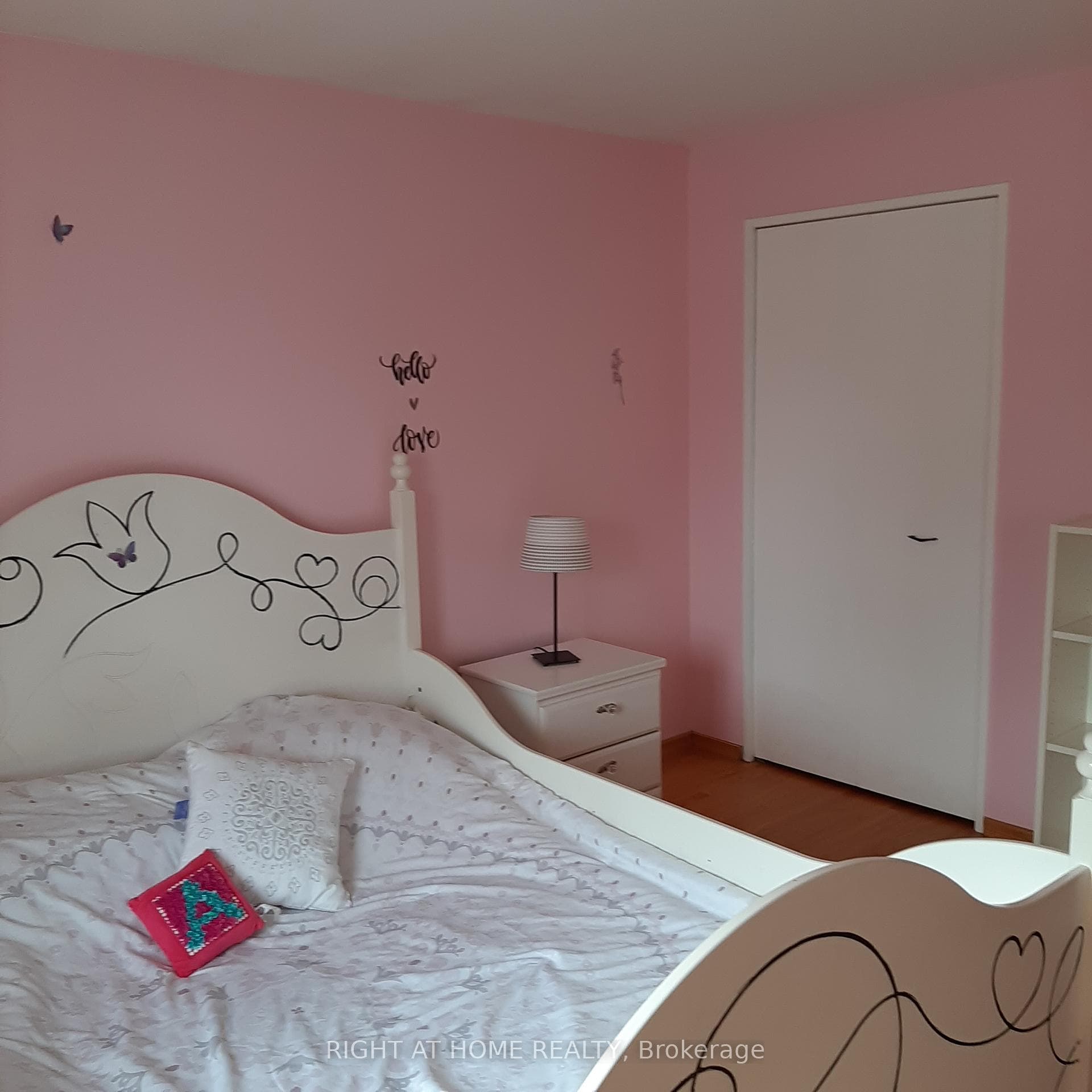 4 Collingsbrook Boulevard photo 25