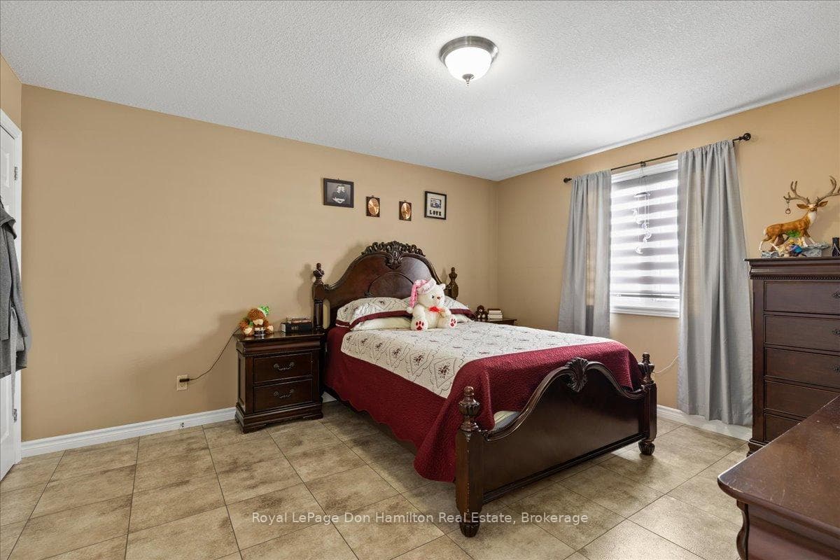 1101 Walker Street photo 19