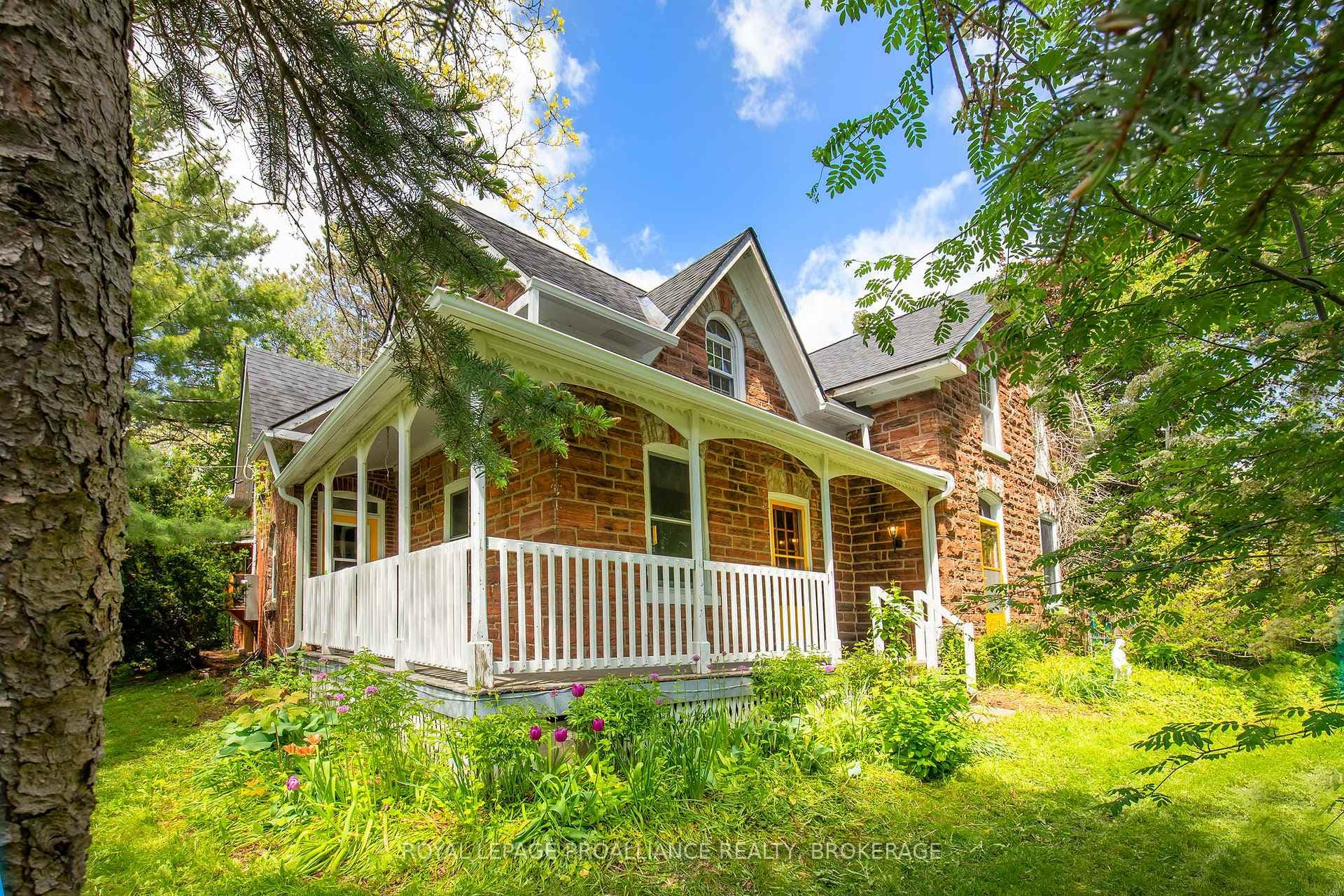 2345 Hughes Road photo 1