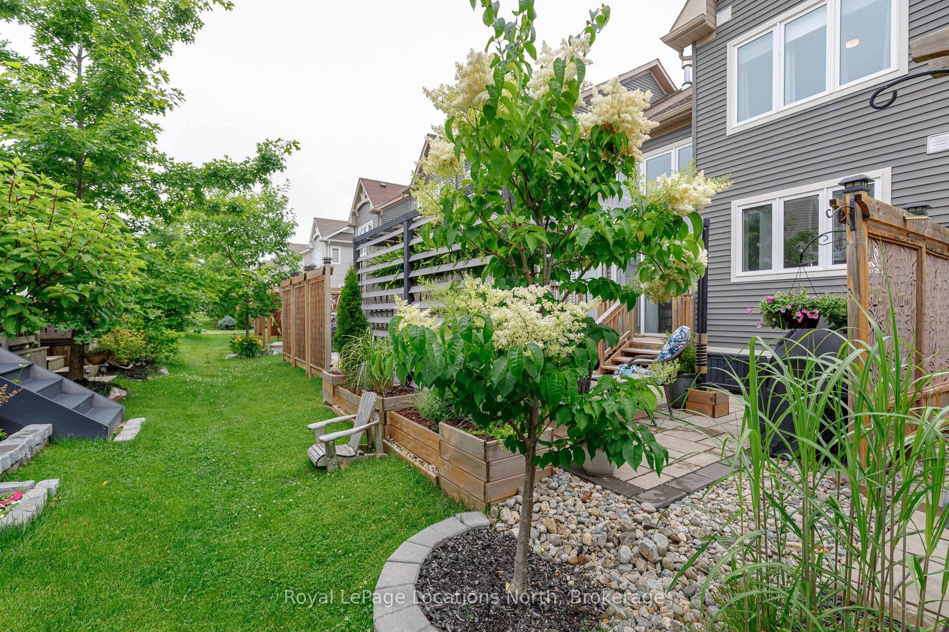 16 Greaves Avenue photo 33